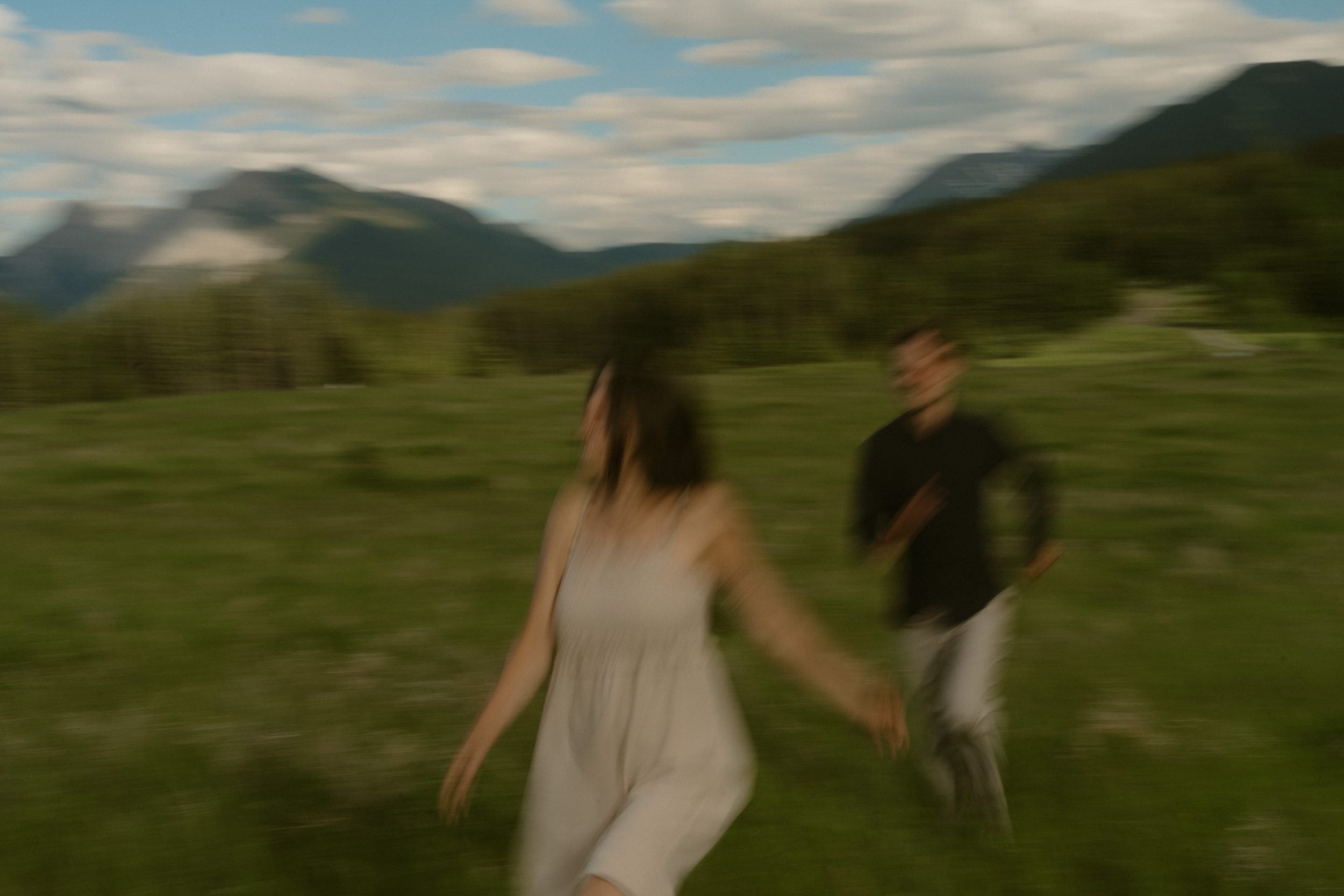 canmore-engagement-photographer-024.jpg