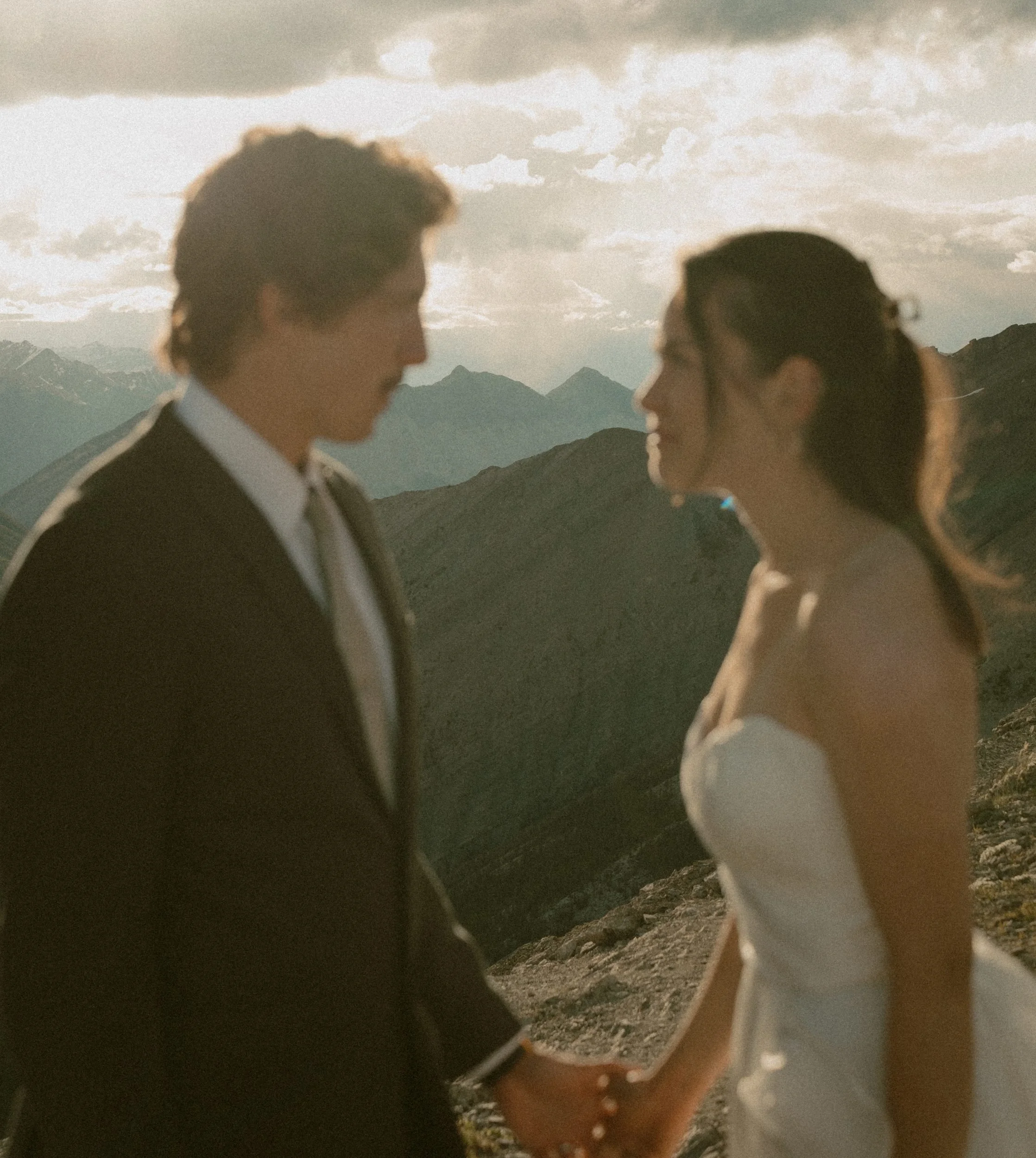 ha-ling-hiking-elopement-max-jackie-052.jpg