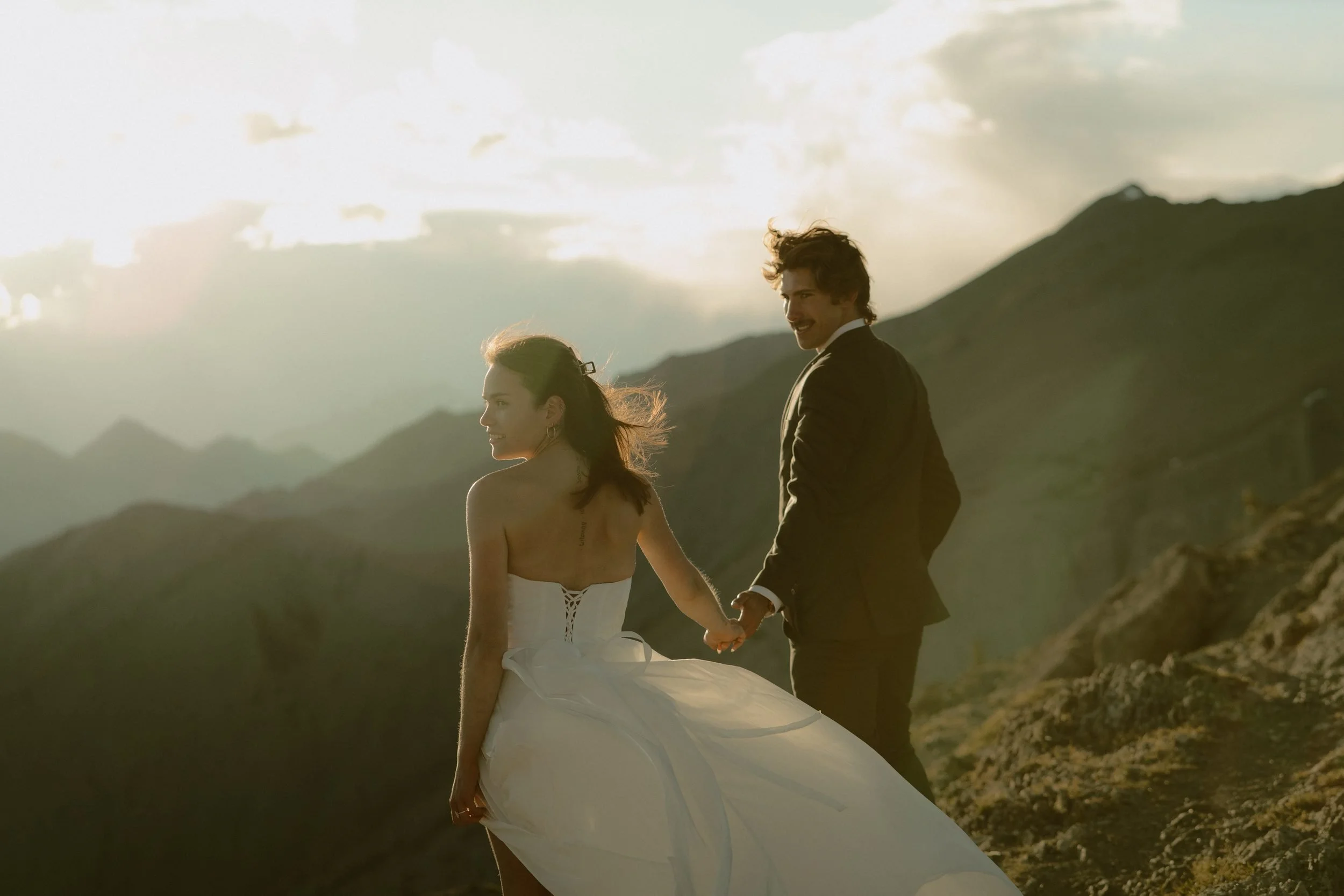 ha-ling-hiking-elopement-max-jackie-034.jpg
