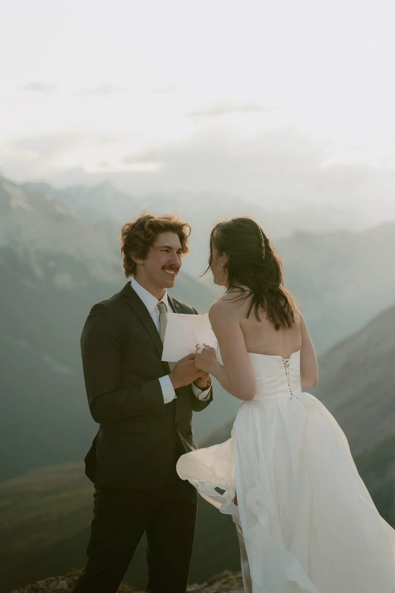 ha-ling-peak-elopement-photographer-canmore-036.jpg