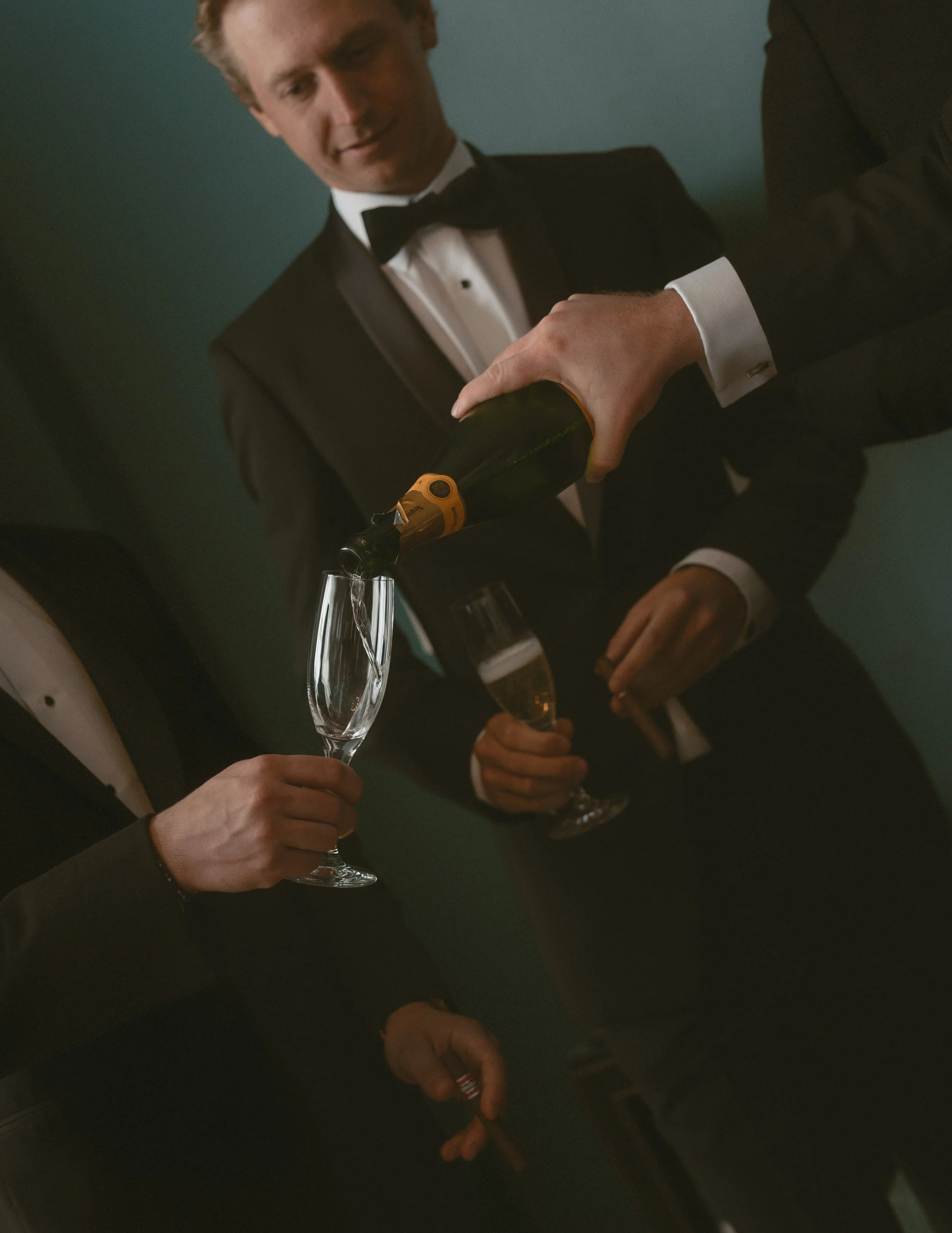 Fairmont-Whistler-Wedding-Photographer-06080.jpg