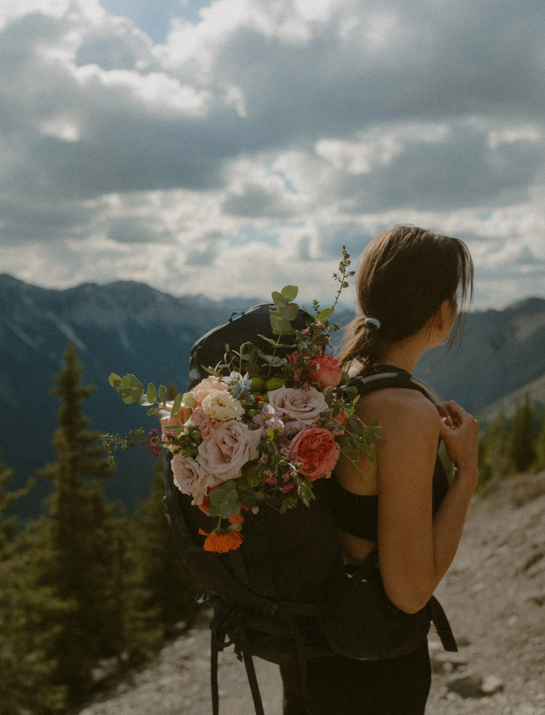 ha-ling-hiking-elopement-max-jackie-048.jpg