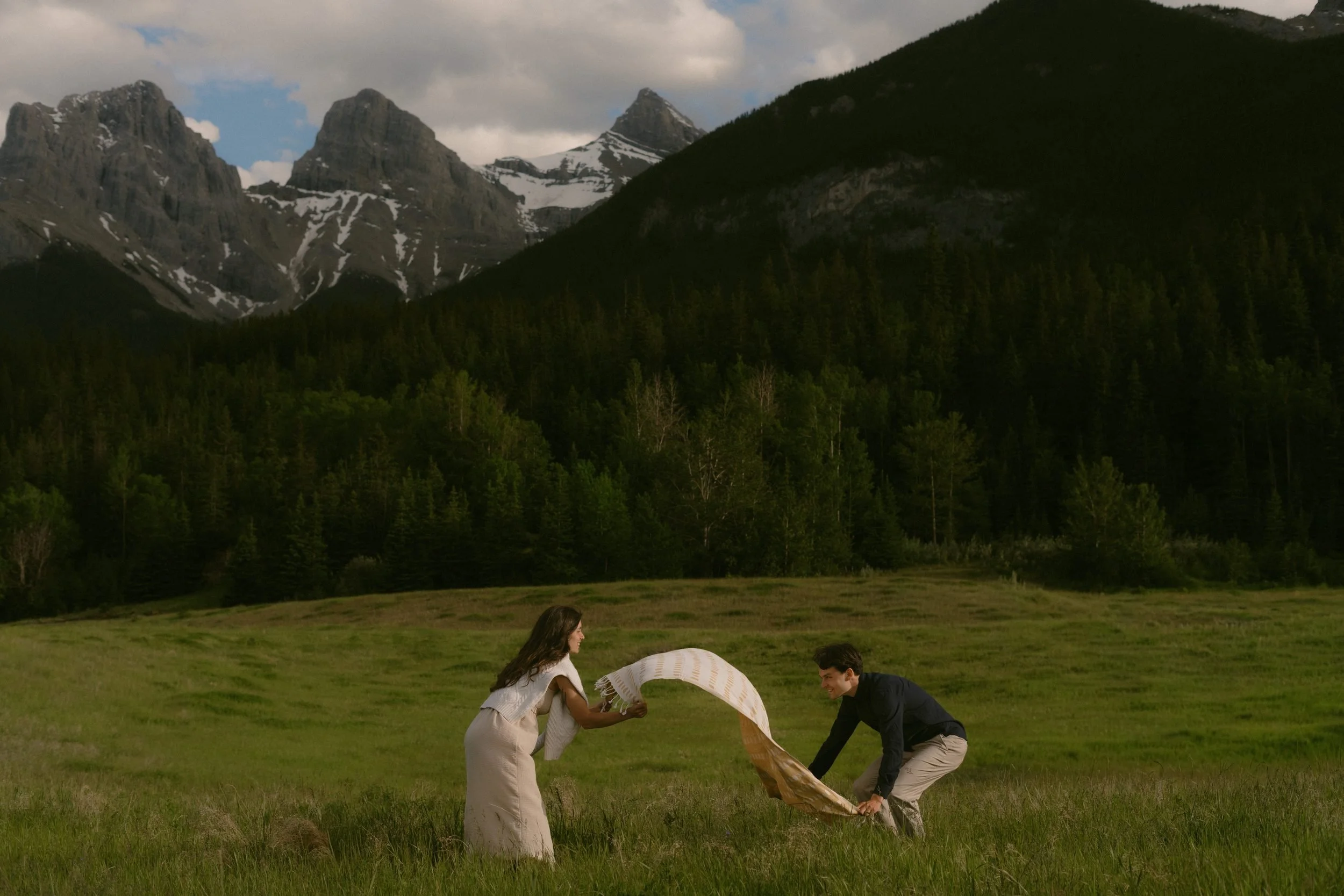 canmore-engagement-photographer-028.jpg
