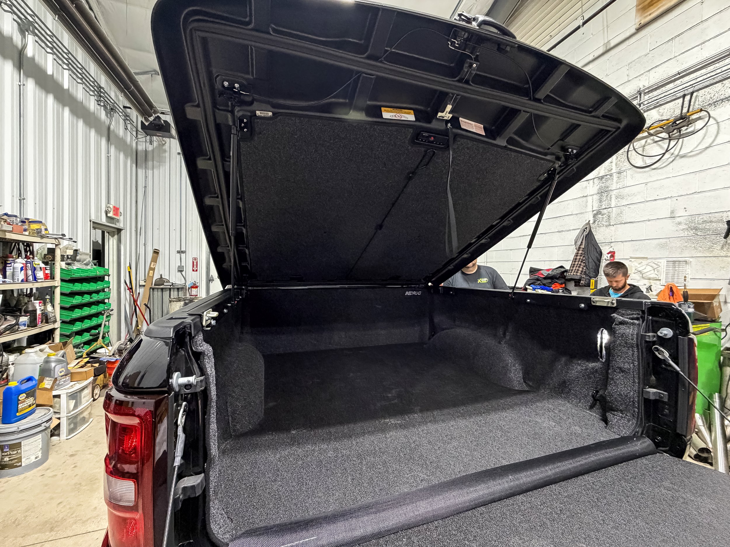 Xtreme-UnderCover-EliteTonneauCover-Ram-1500-Install-April2026-5.jpg