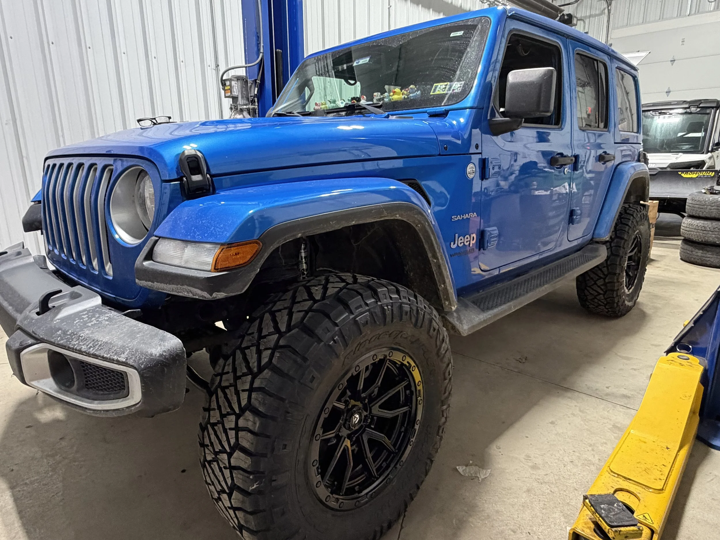 xtreme-car-truck-accessories-lift-kit-installation-bridgeville-pittsburgh-pa6.jpeg