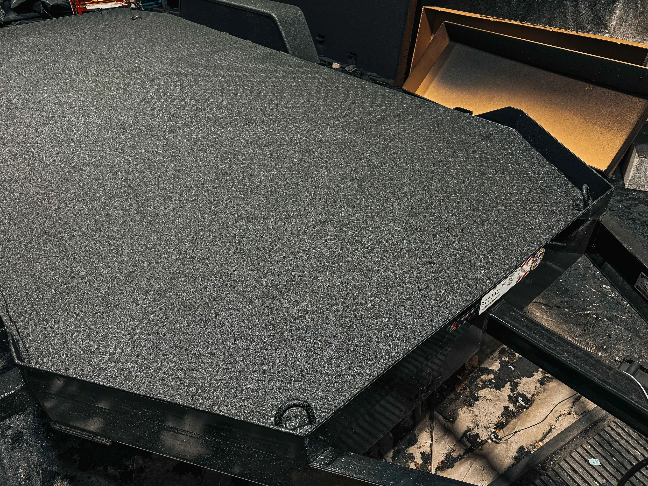 Xtreme-SprayInBedLiner-TrailerDeck-Appalachian-Trailer-Install-April2026-21.jpg