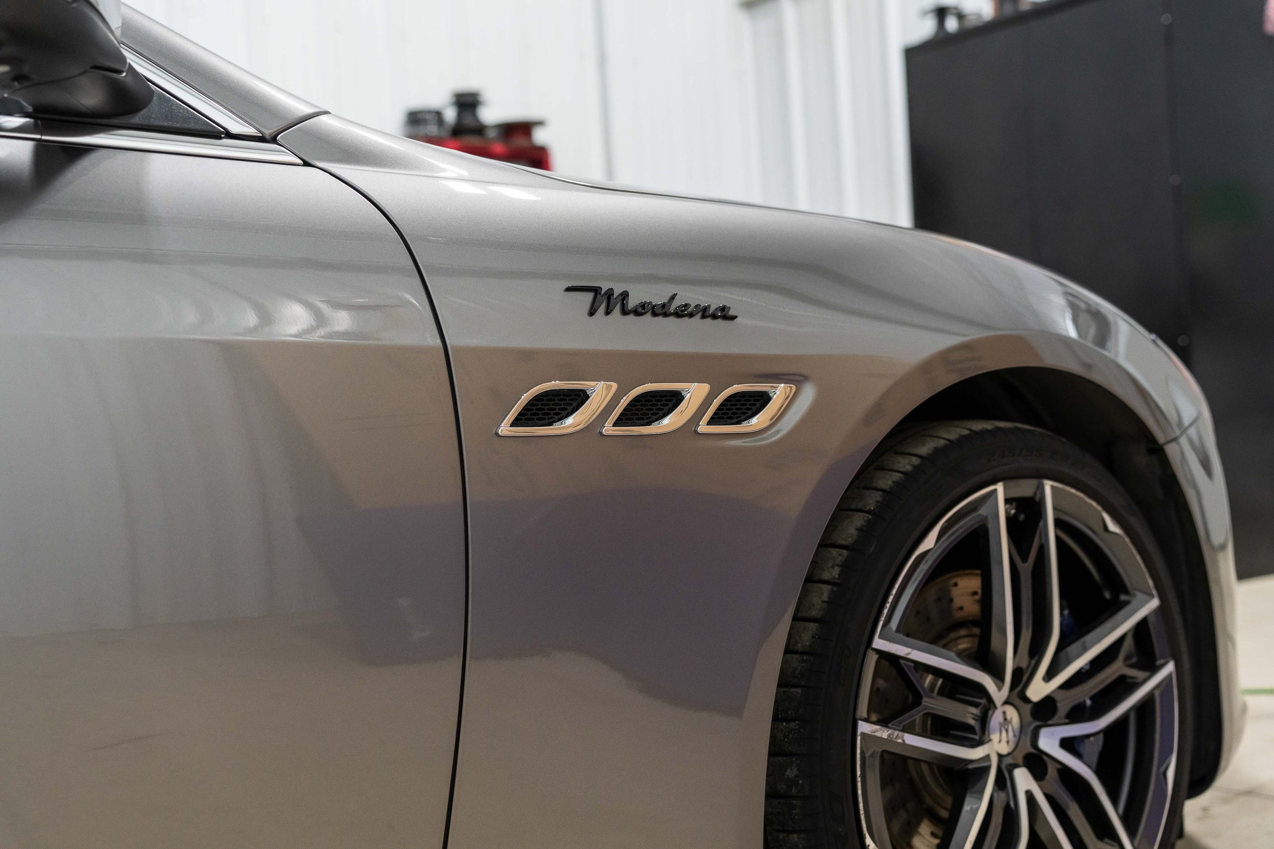 maserati-ghibli-q4-paint-correction-xtreme-car-truck-accessories-bridgeville-pa26.jpg