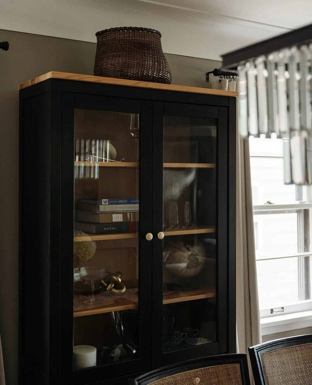 Accessories should feel collected, not staged.⁠
⁠
A few intentional pieces always beat shelves filled with filler.