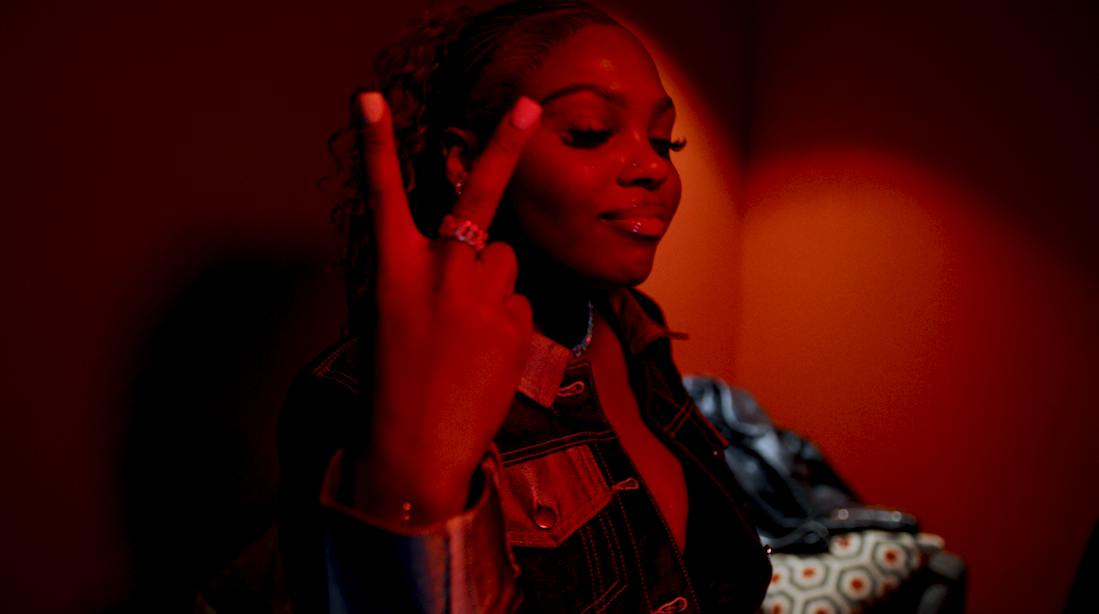 ATLANTIC RECORDS + 300 ENTERTAINMENT