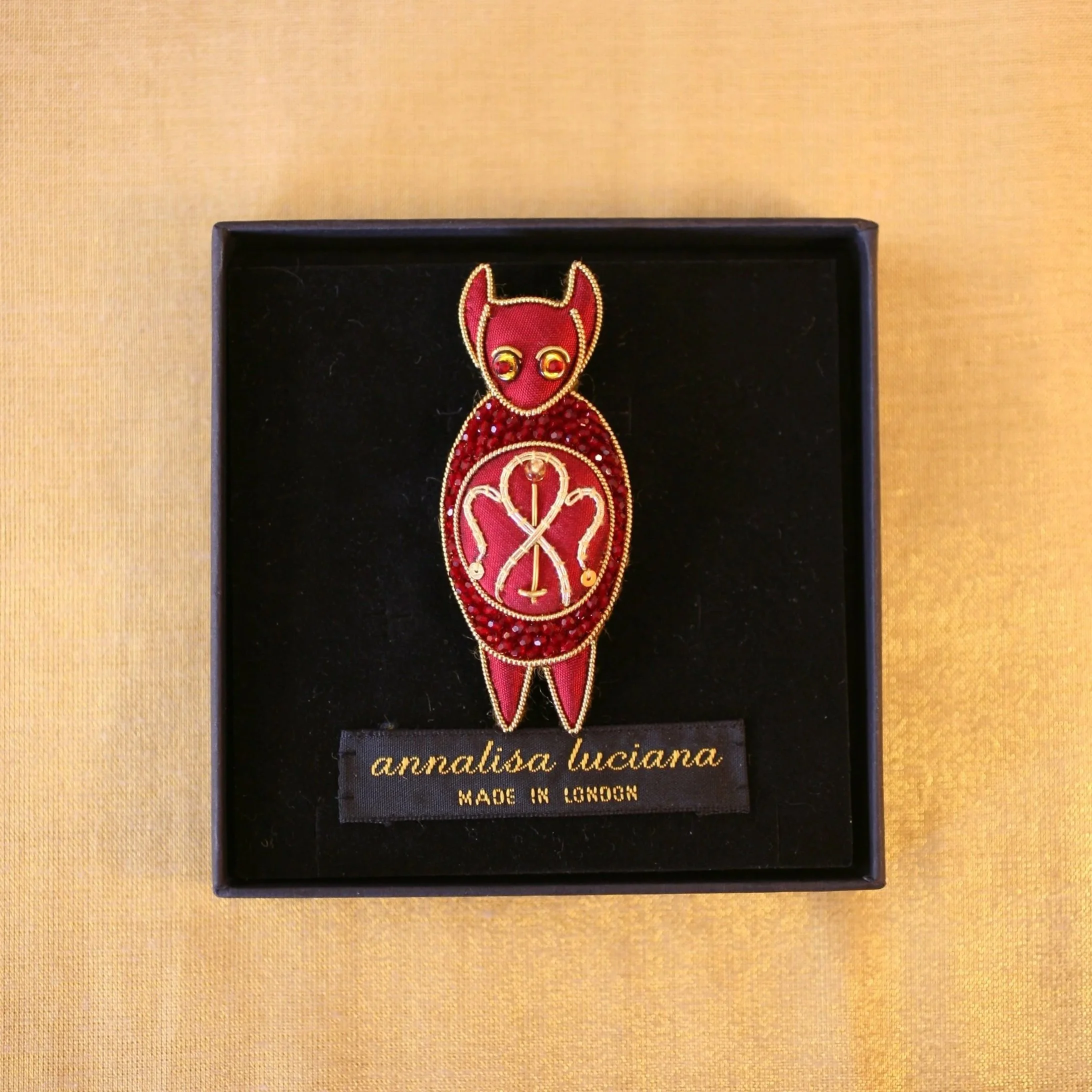 Azar Brooch Pin (Crystal)