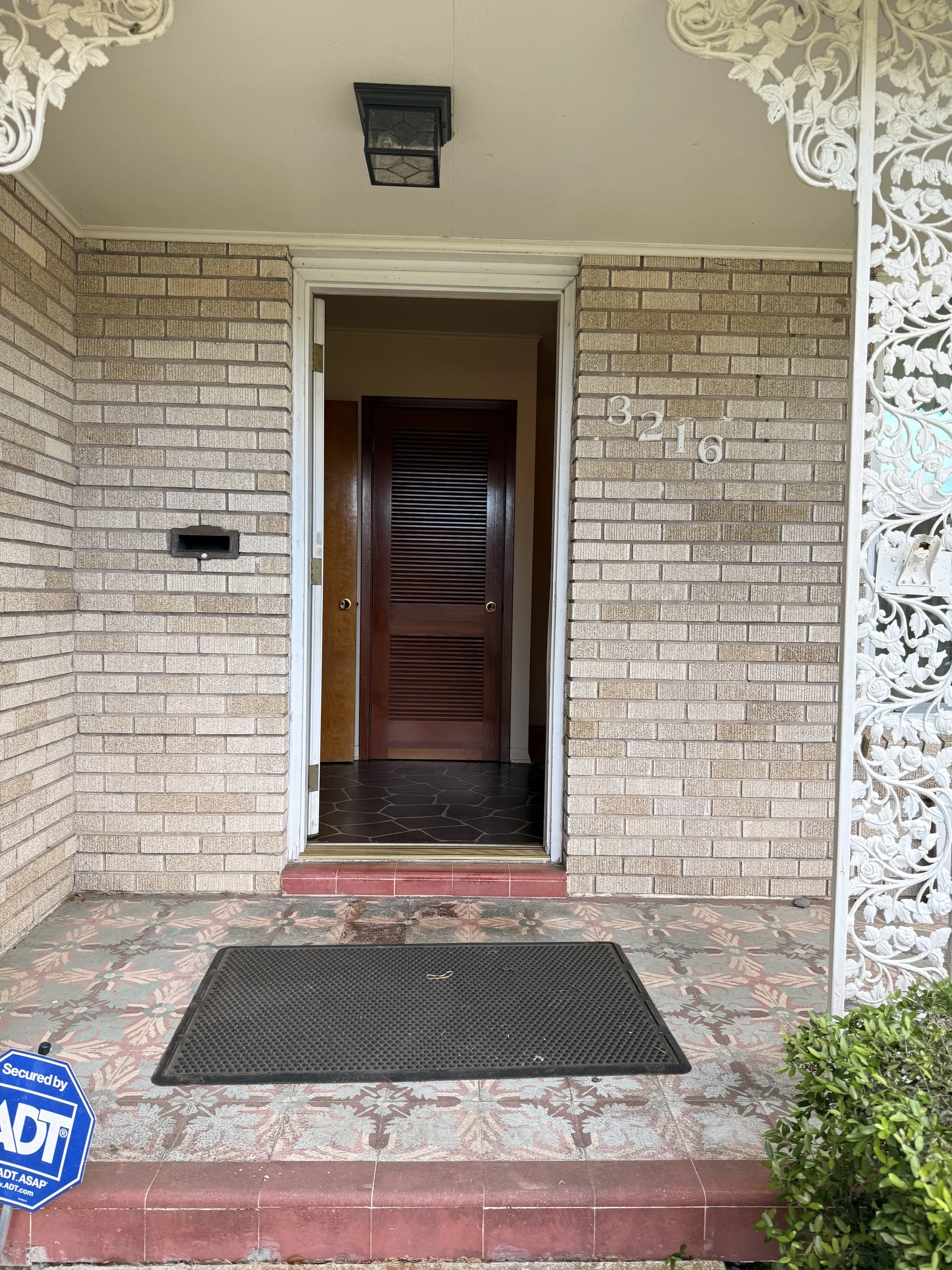 stage 23 front porch before