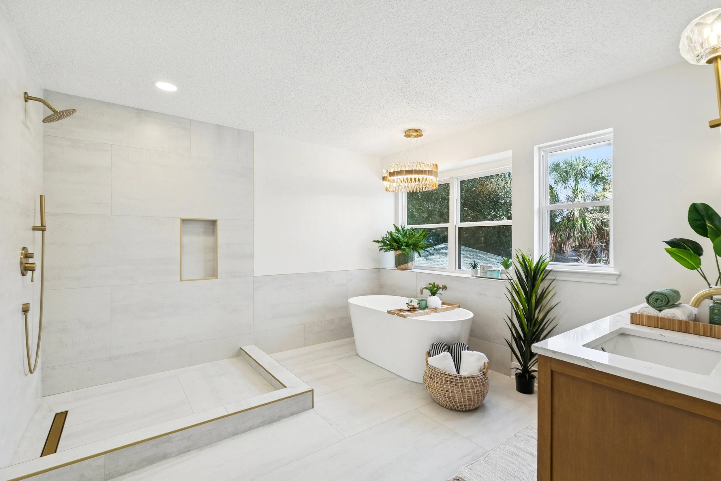 Staging by Aimee (Amay) Curole, Broker/Owner, 23 Realty, Top Realtor in Metairie, vacant home staging luxury bath oasis