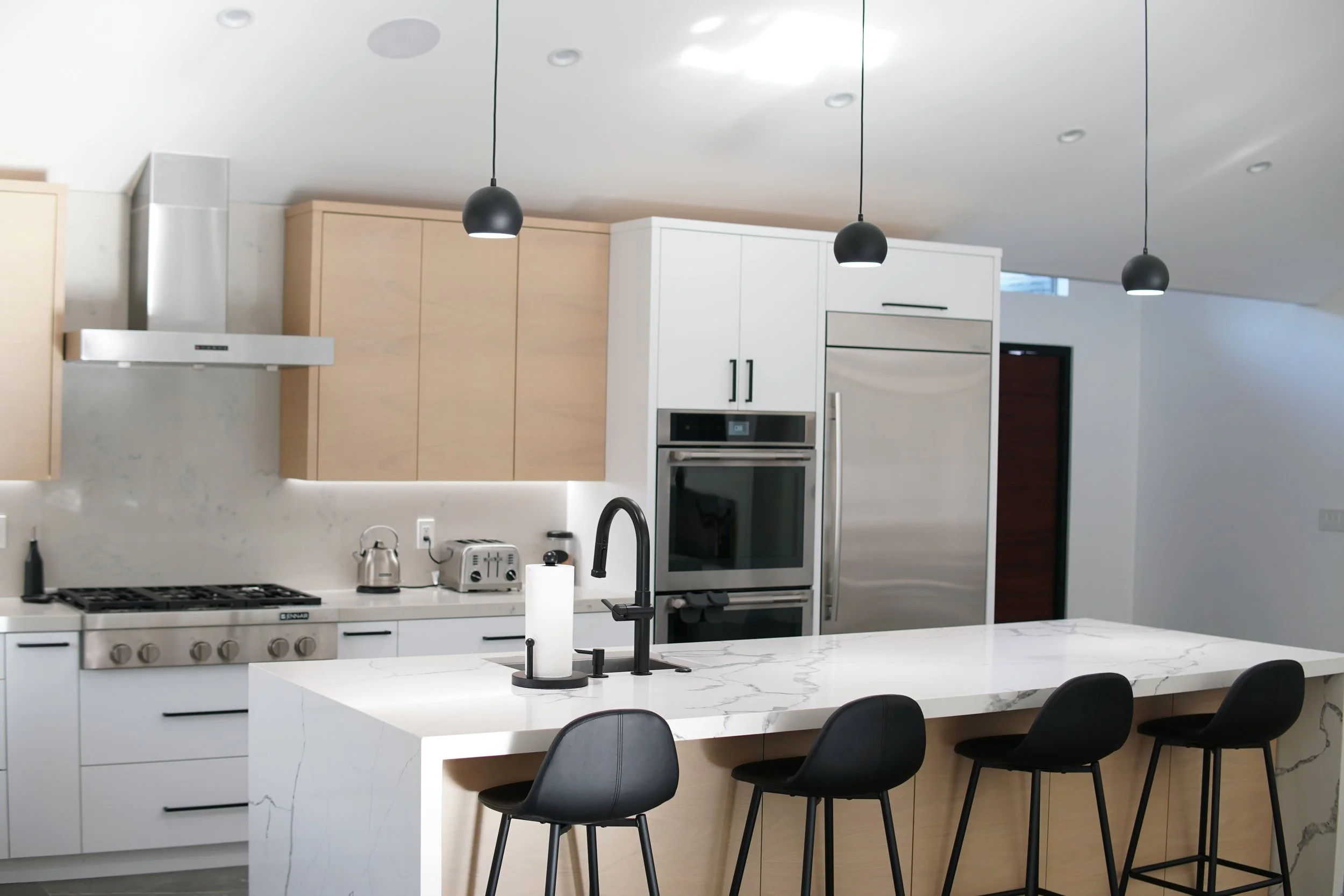 A Symphony of Romance and Ruggedness: Crafting a Warm and Functional Kitchen Sanctuary