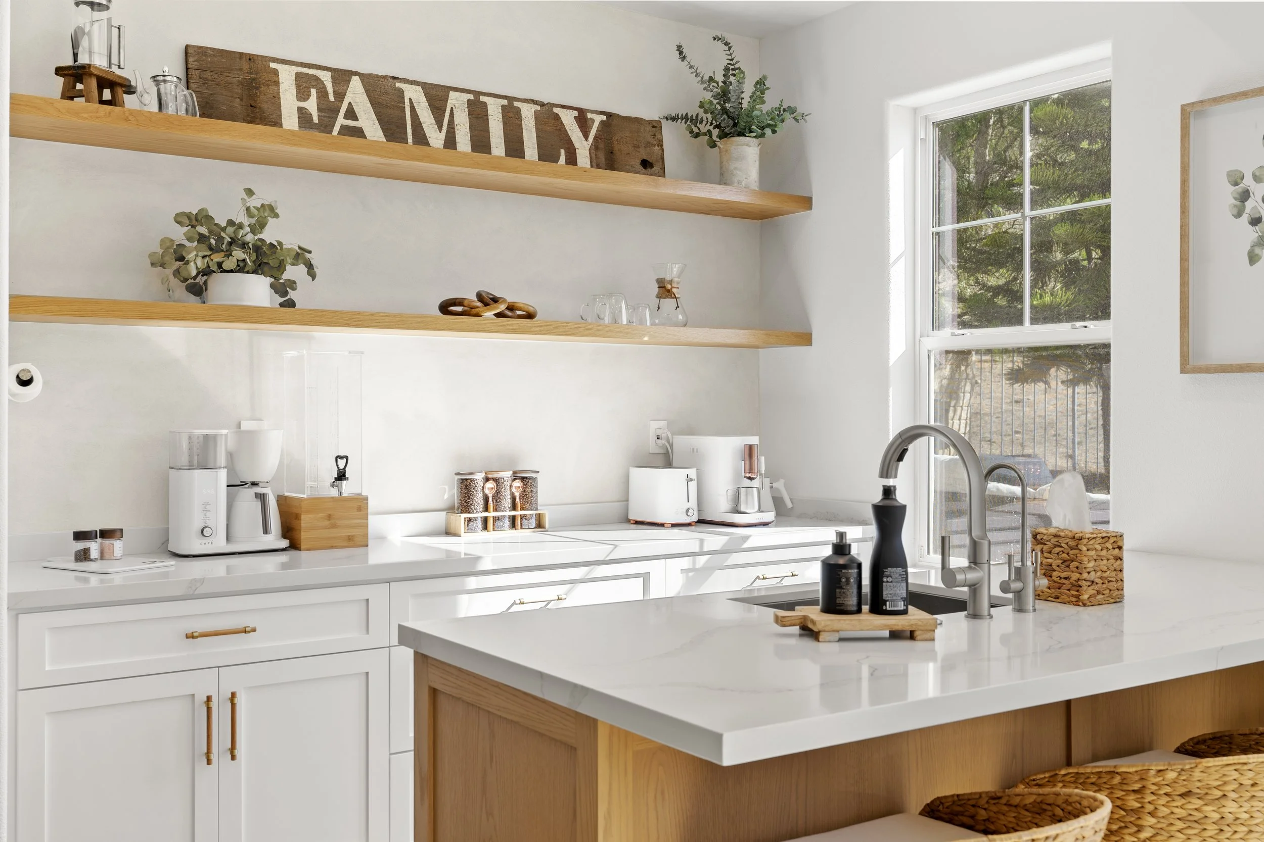 Crafting Culinary Excellence: A Peek into Oro Coast Builders' Latest Kitchen Marvel