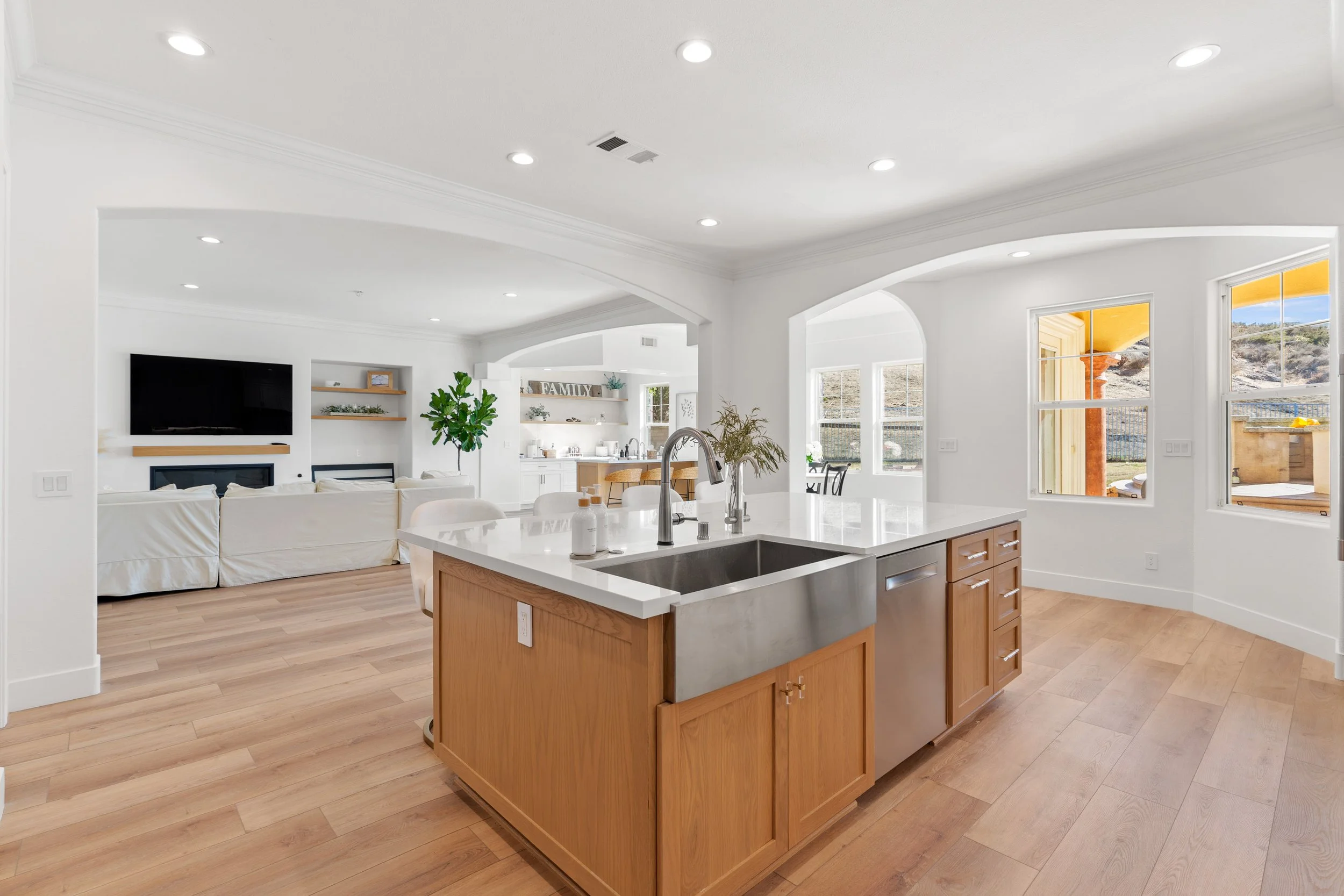 Elevate Your Home: A Professional Kitchen Remodel by Oro Coast Builders functionality