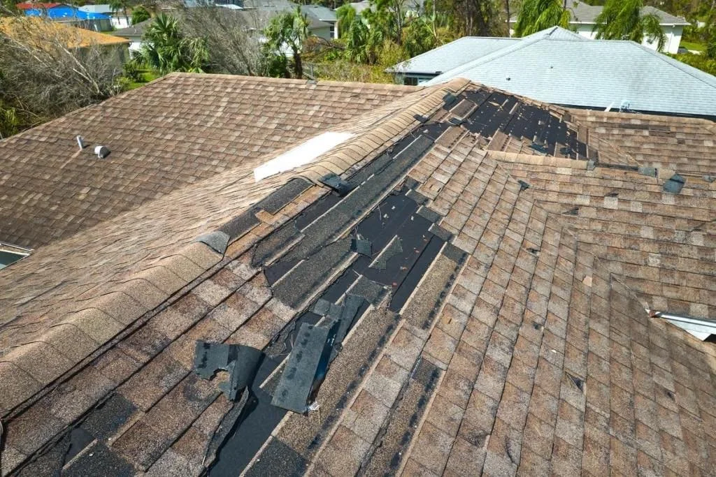 Signs Your Ridge Cap Shingles Need Replacement