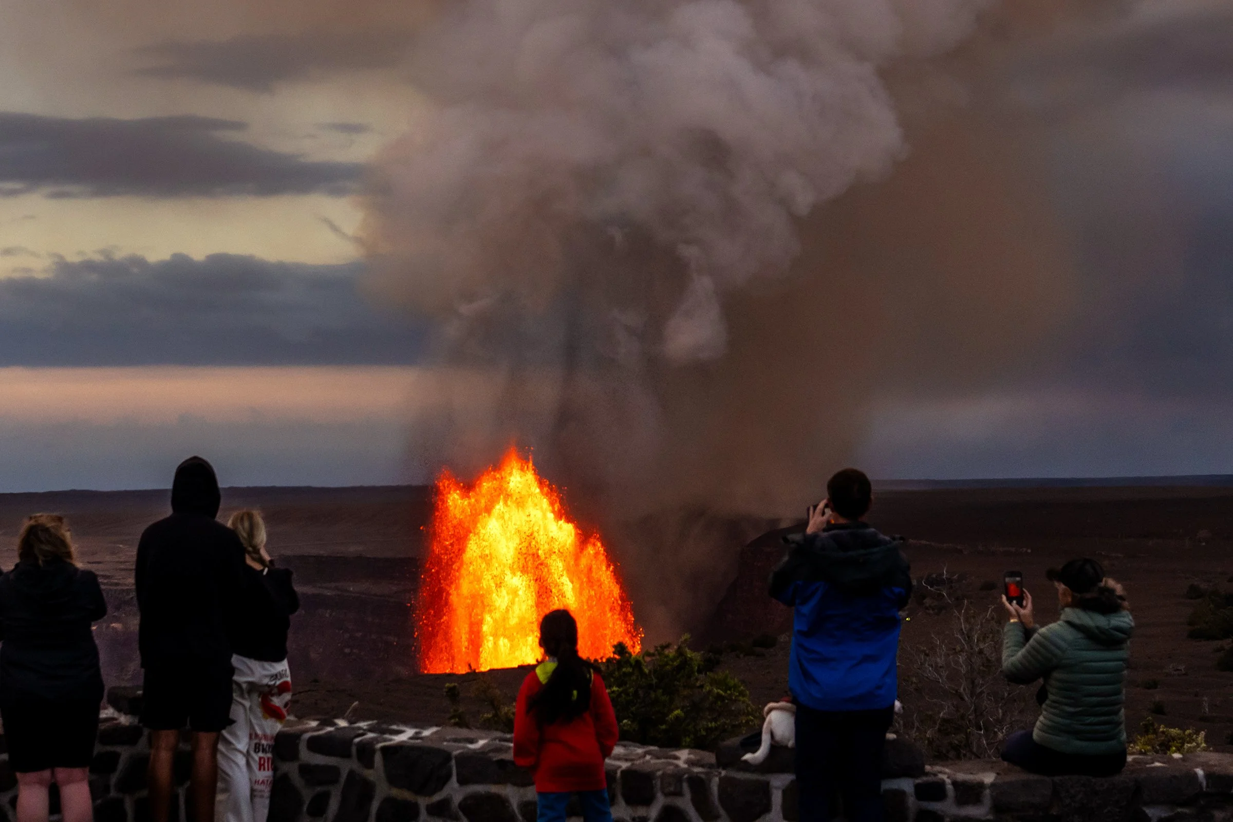 Eruption in Halemaʻumaʻu on May 25, 2025