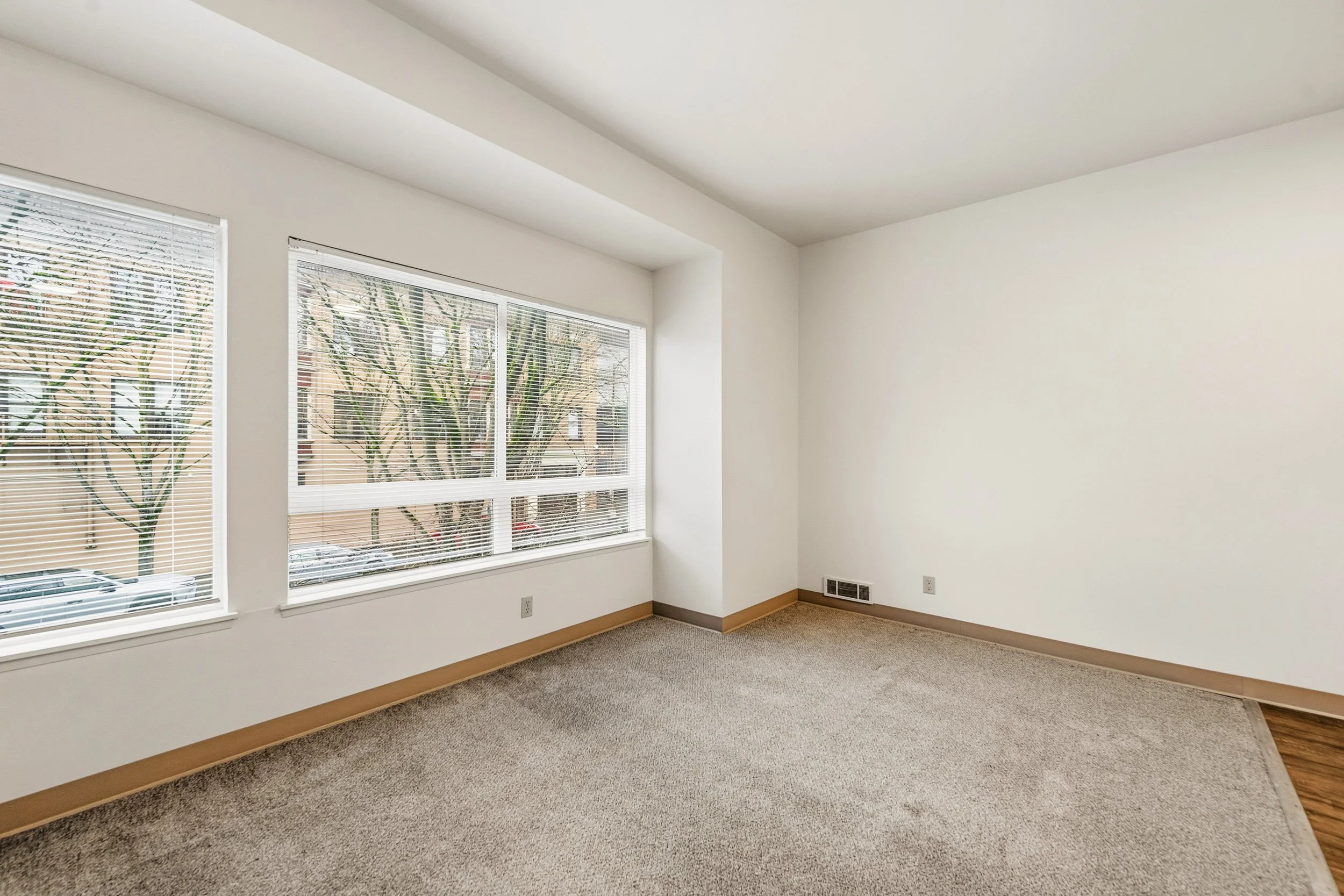 24-103 Vine St- 202,207,208-24.jpg