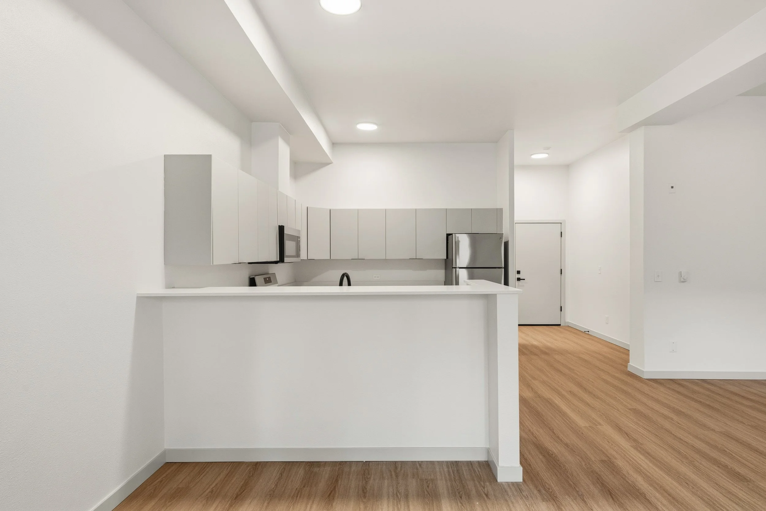 46-103 Vine St 101,102,107-13.jpg