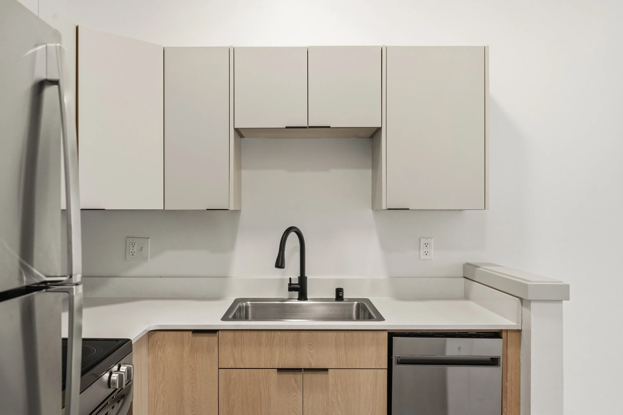 57-103 Vine St 101,102,107-24.jpg