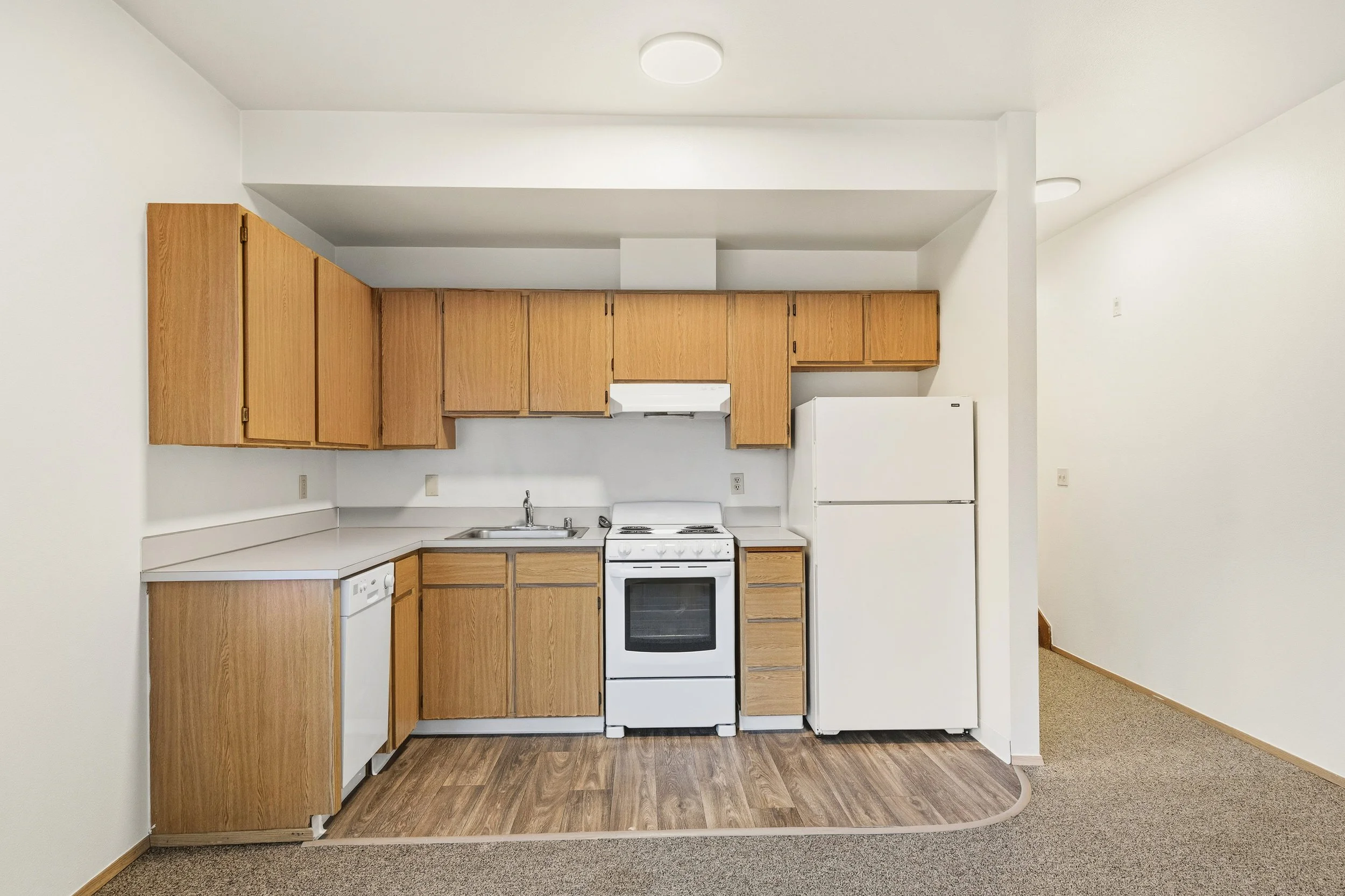 22-103 Vine St- 202,207,208-22.jpg