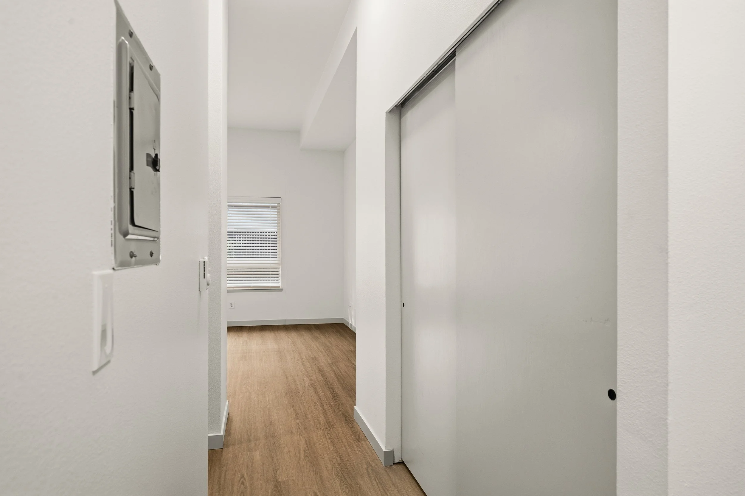 56-103 Vine St 101,102,107-23.jpg