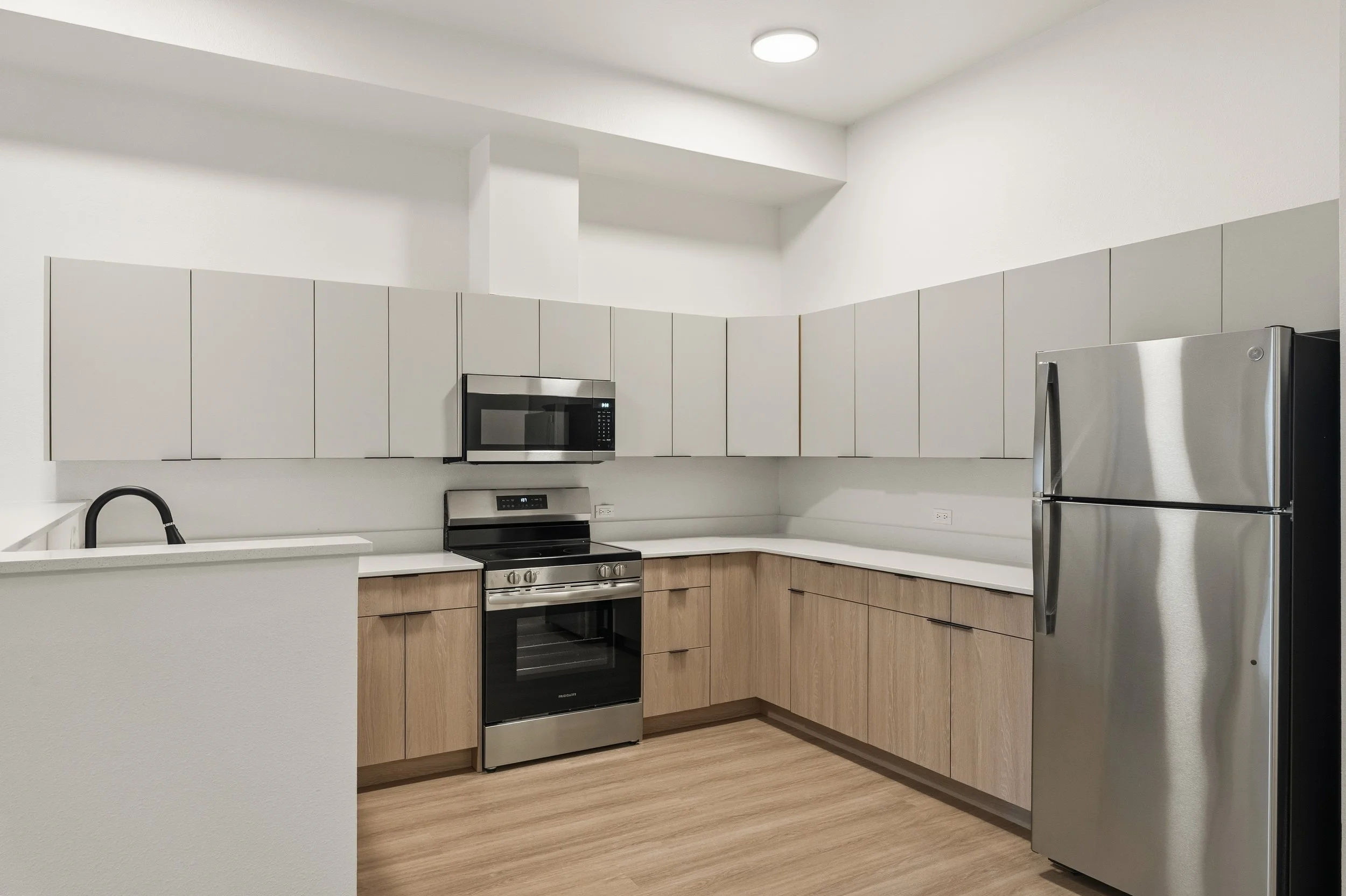 39-103 Vine St 101,102,107-6.jpg