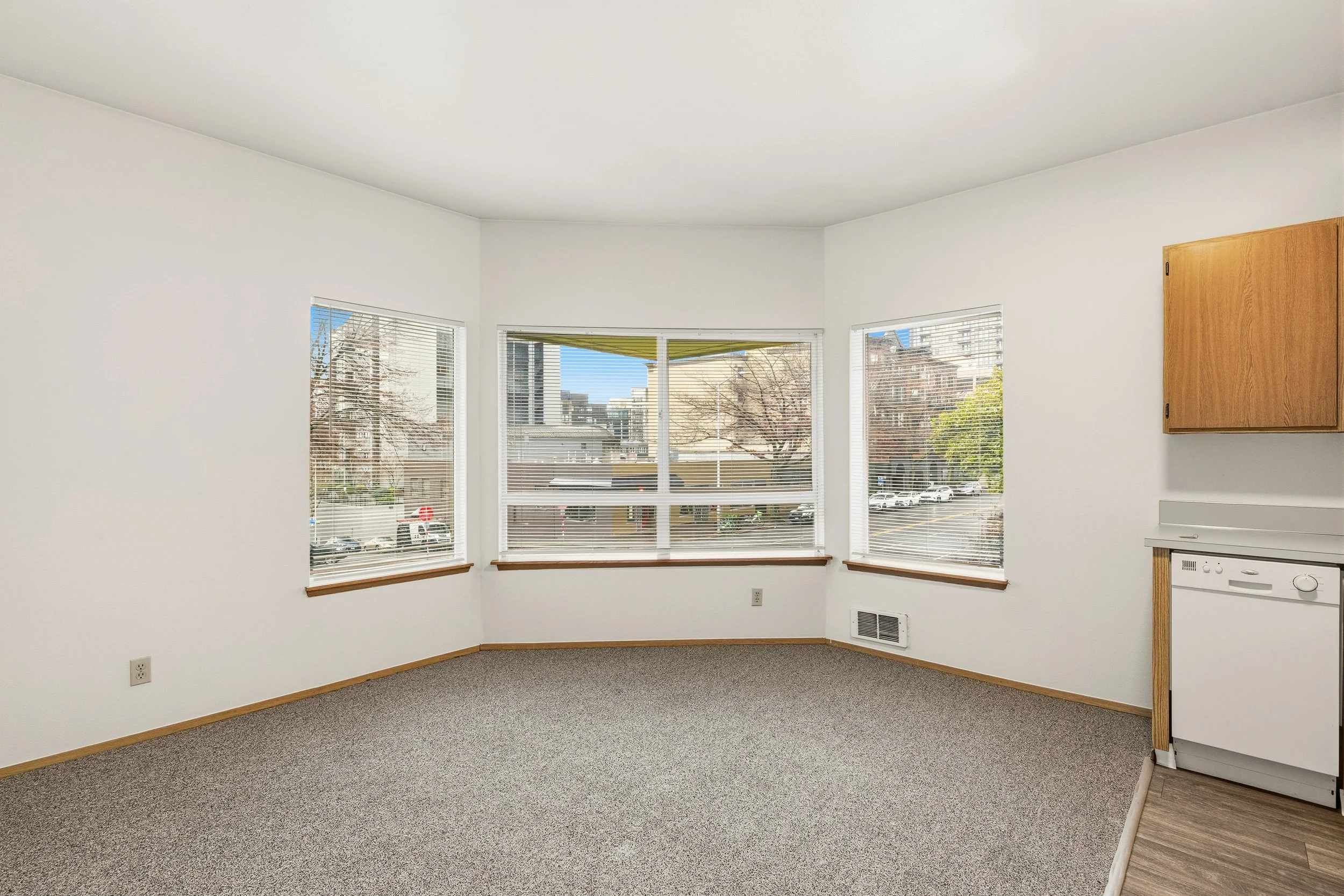 19-103 Vine St- 202,207,208-19.jpg