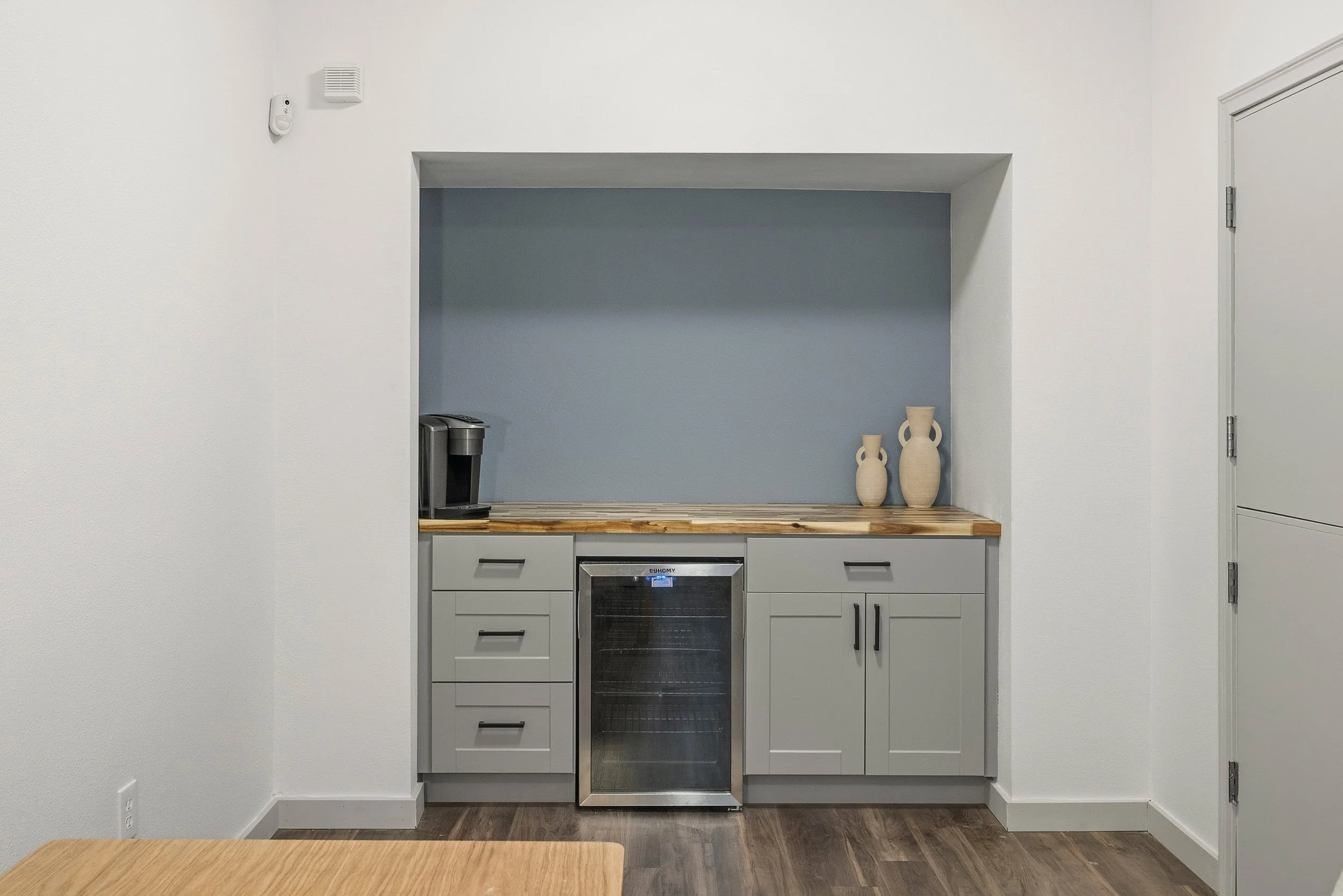 87-103 Vine St 101,102,107-54.jpg