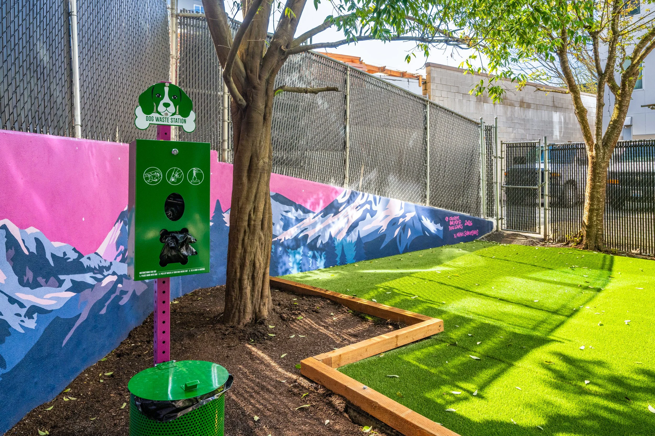 2-103 Vine Mural and 320 Republican #405-2.jpg