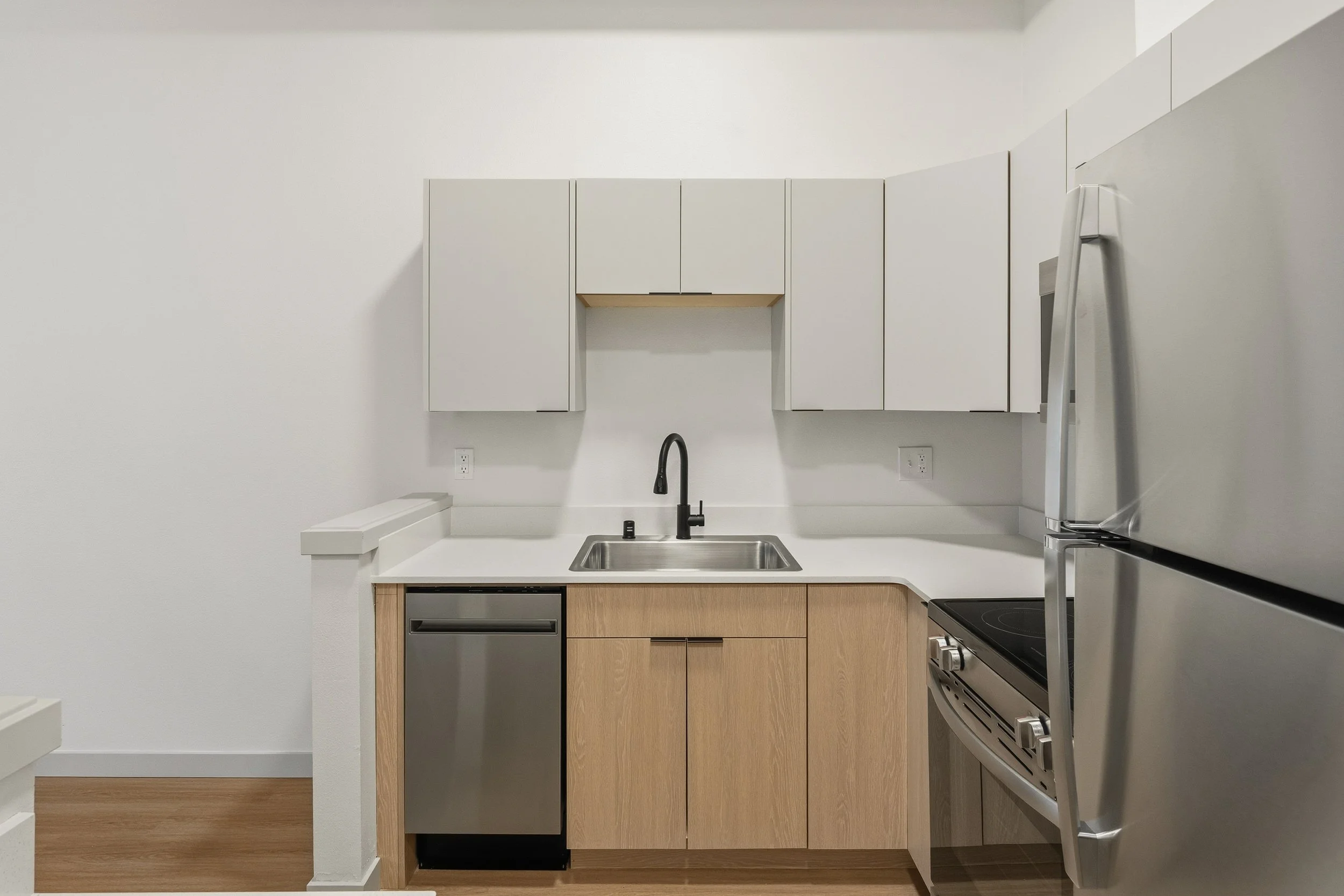 71-103 Vine St 101,102,107-38.jpg