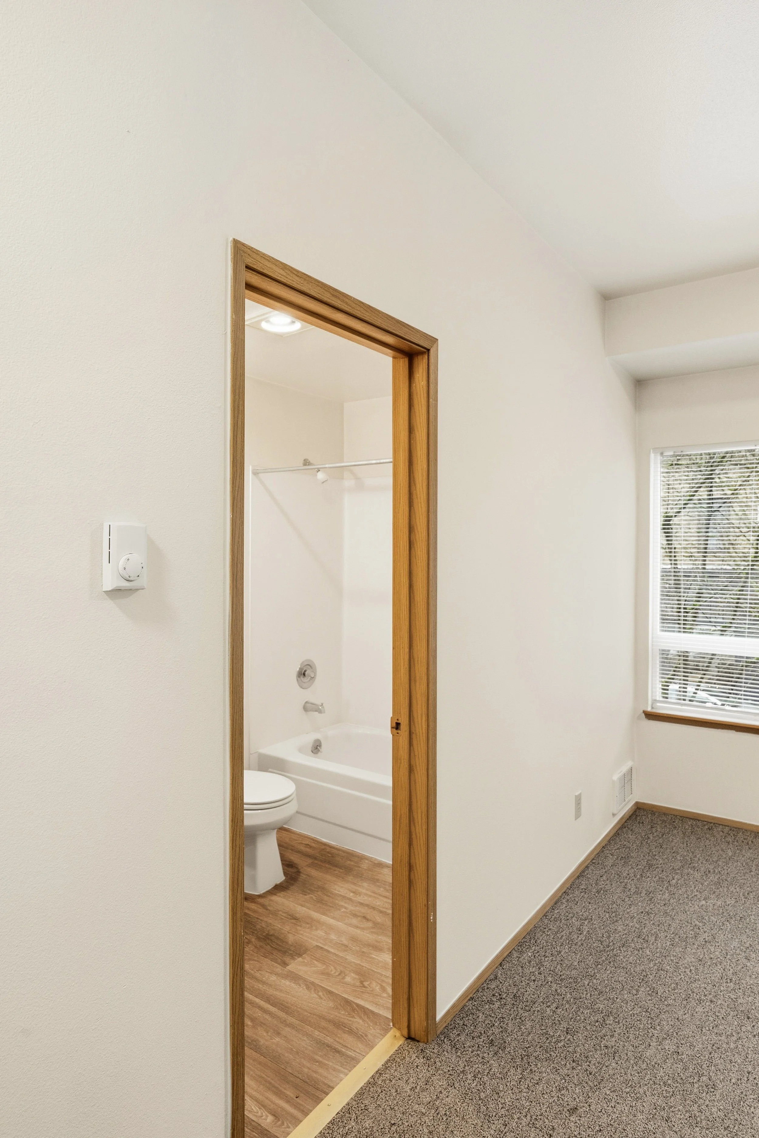 13-103 Vine St- 202,207,208-13.jpg