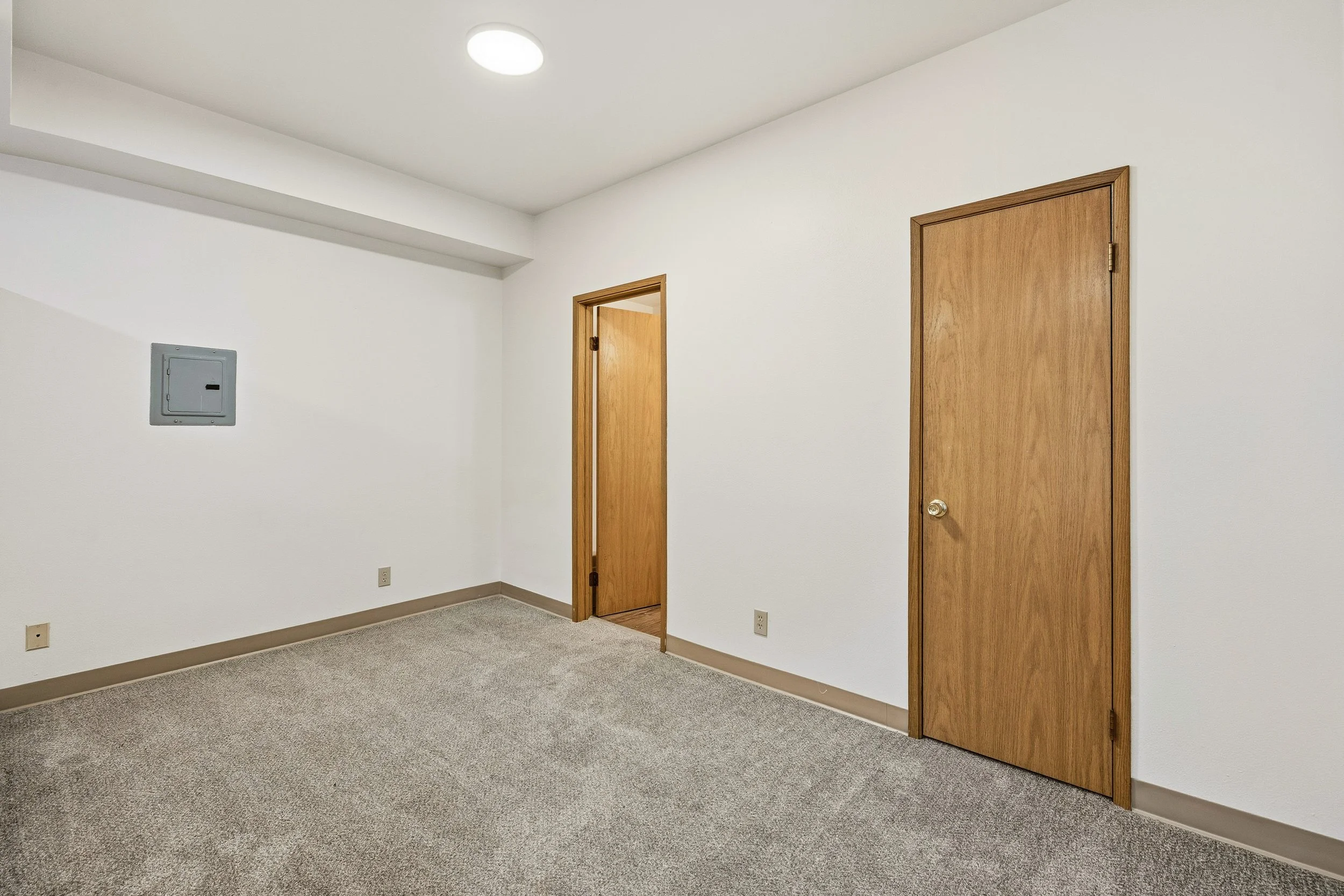 28-103 Vine St- 202,207,208-28.jpg