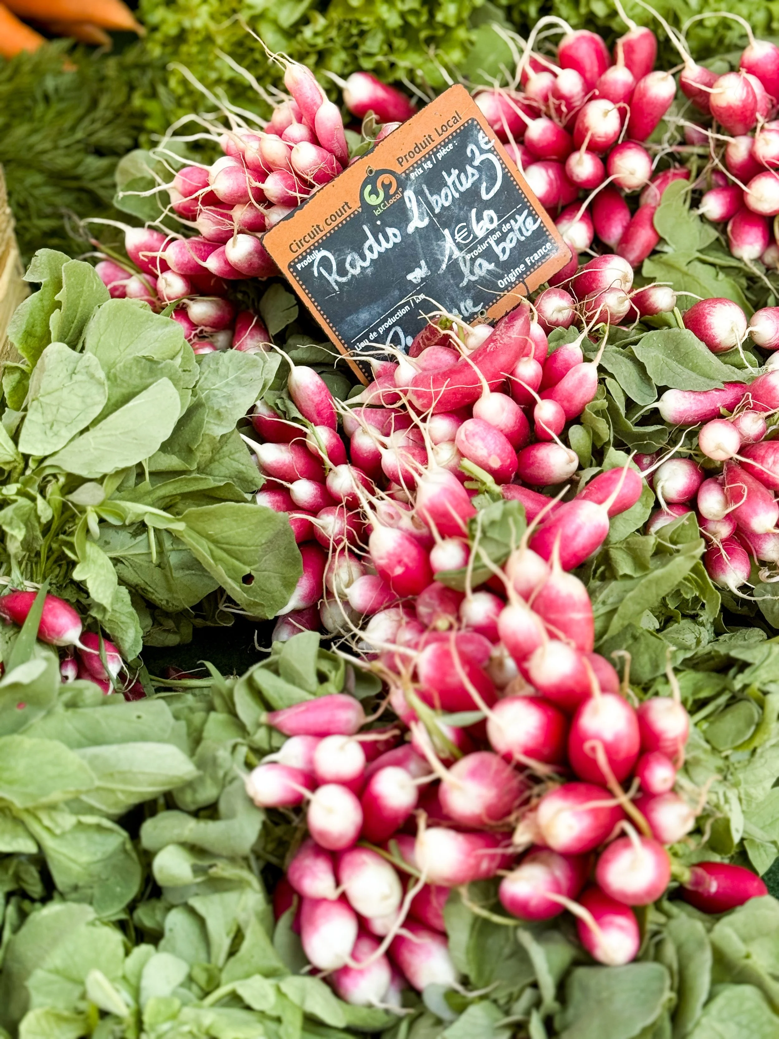 The Ultimate Guide to the Wednesday Market in Saint-Rémy-de-Provence