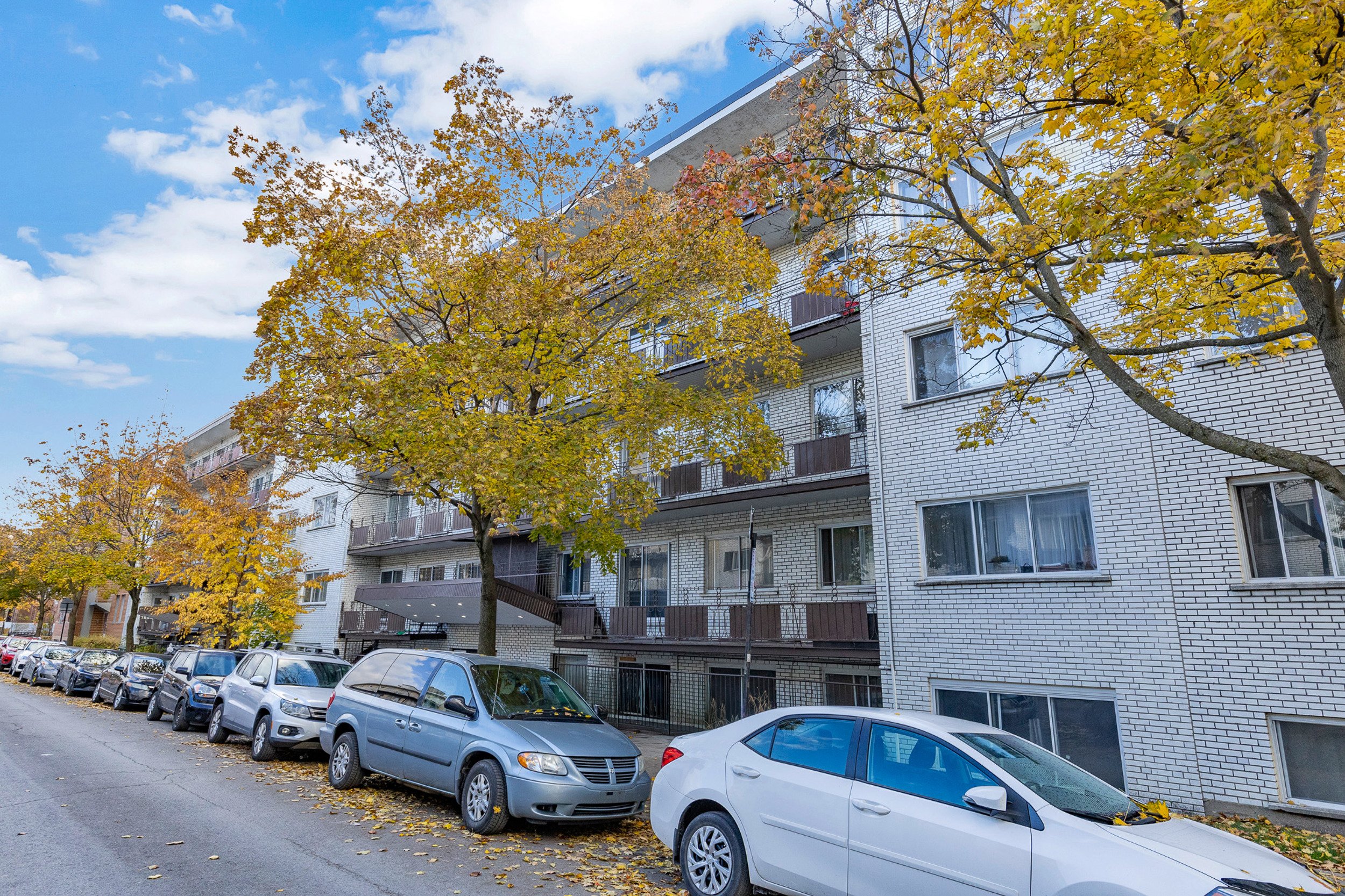 7530 rue la jeunesse 2.jpeg