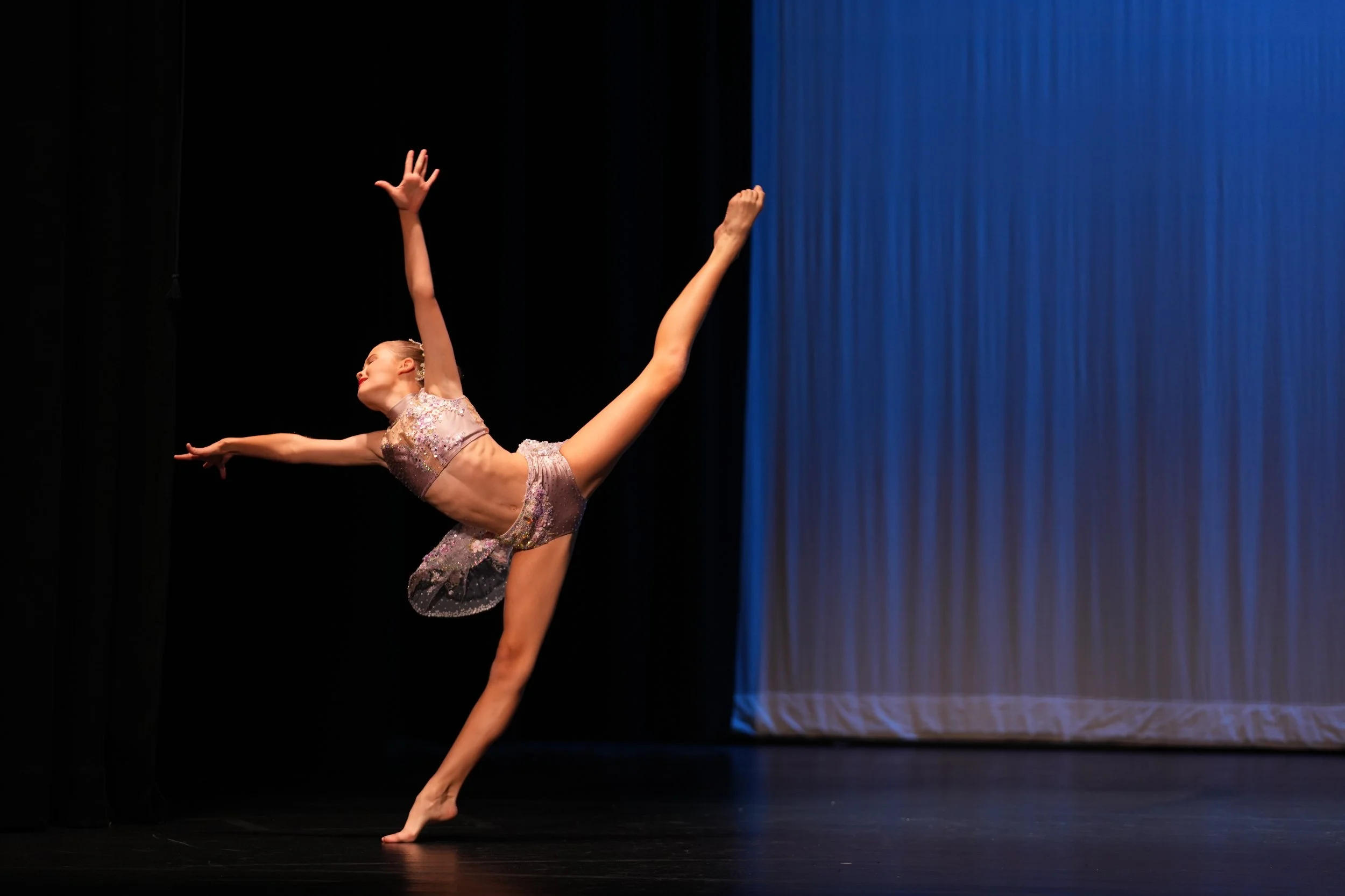 starbound-2026-dancer-lyrical-stage-gold-coast.JPG