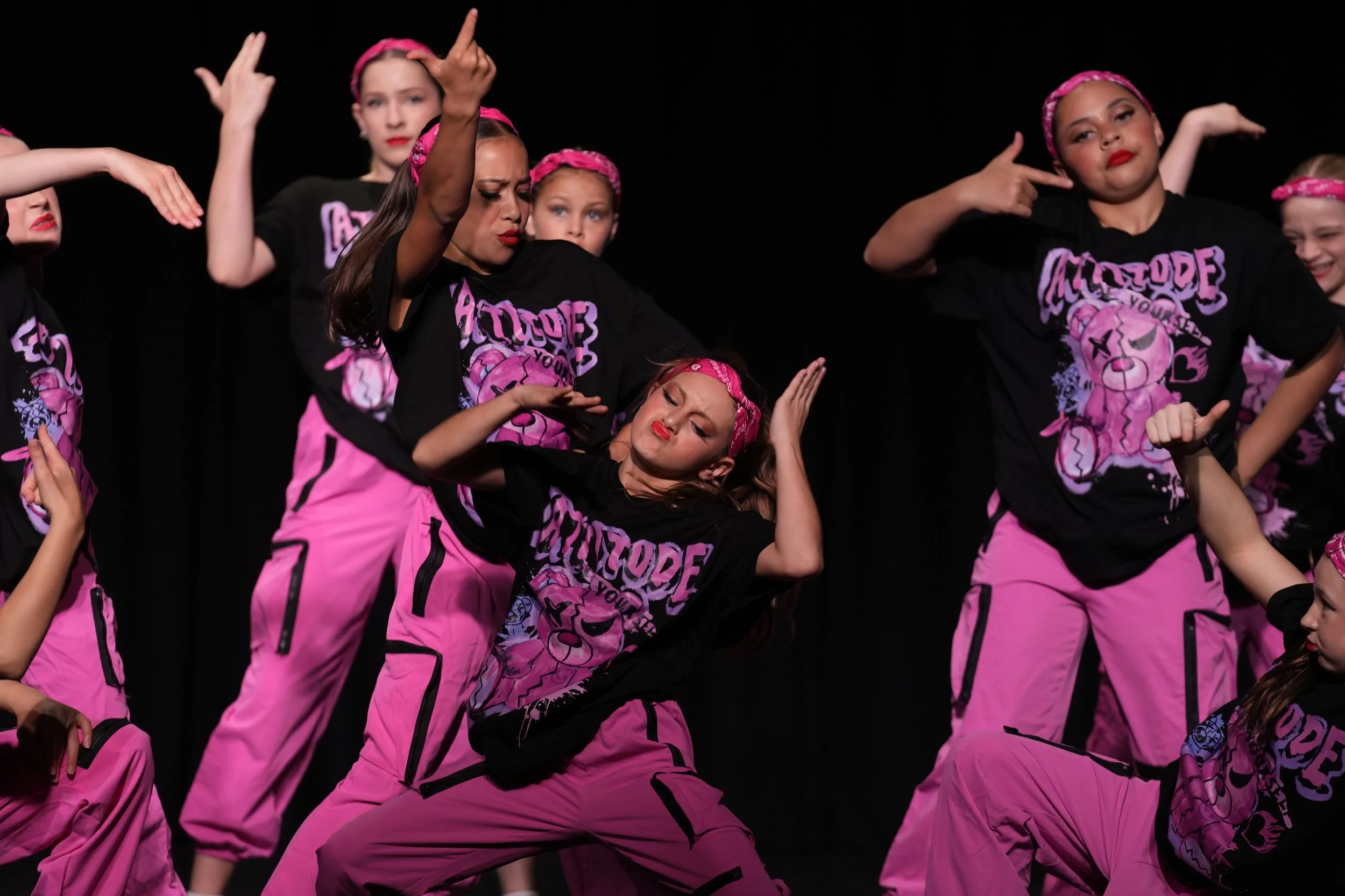 starbound-2026-group-dance-stage-hiphop.JPG