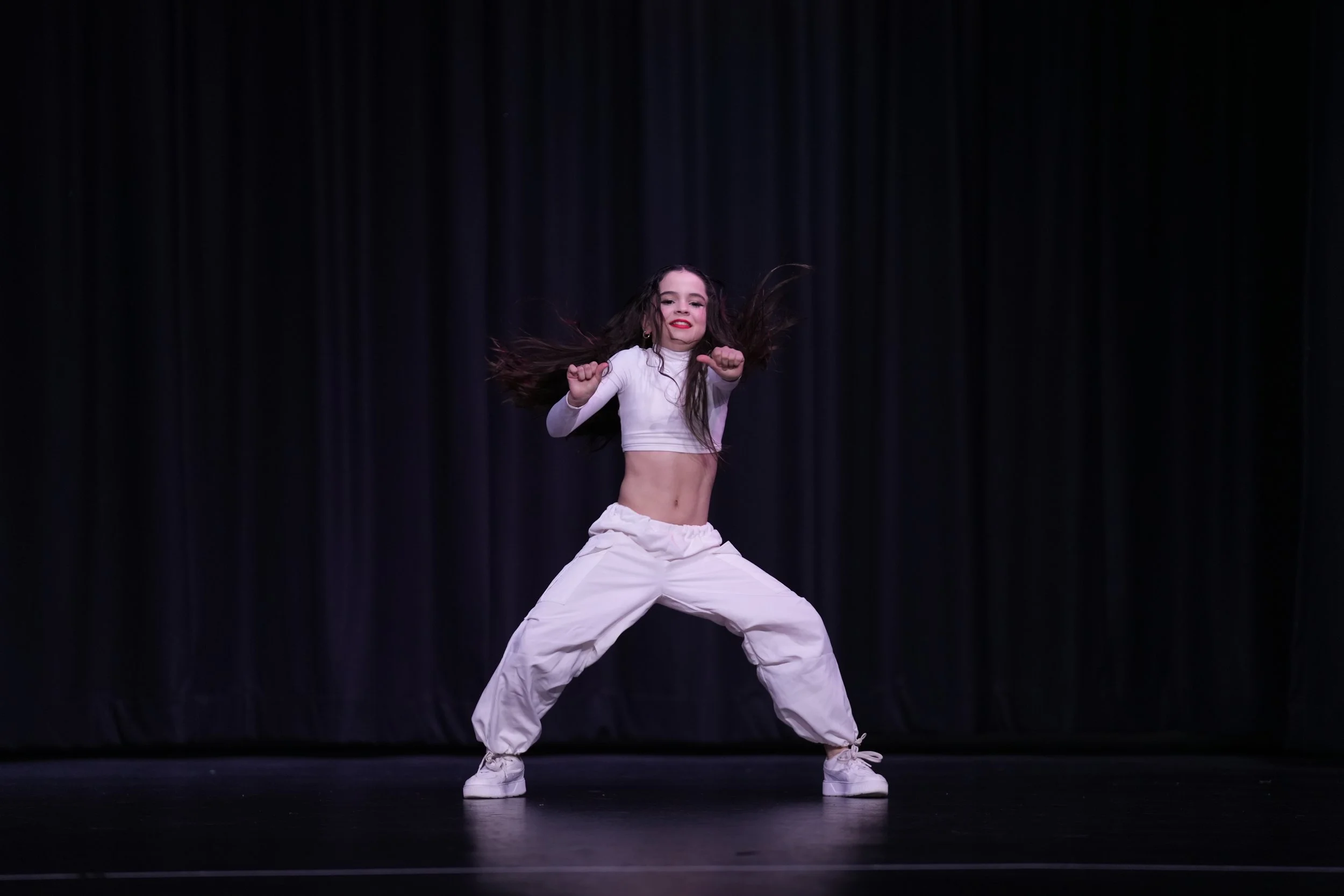 starbound-2026-solo-dance-performance-hiphop-stage.JPG