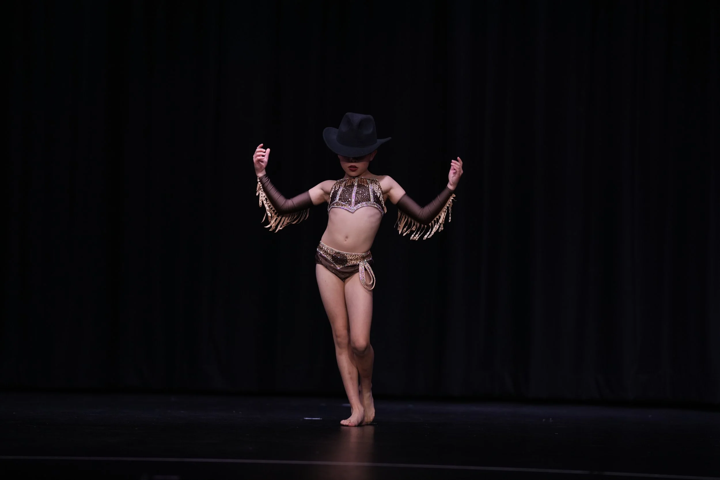 starbound-2025-solo-dance-performance-stage.JPG