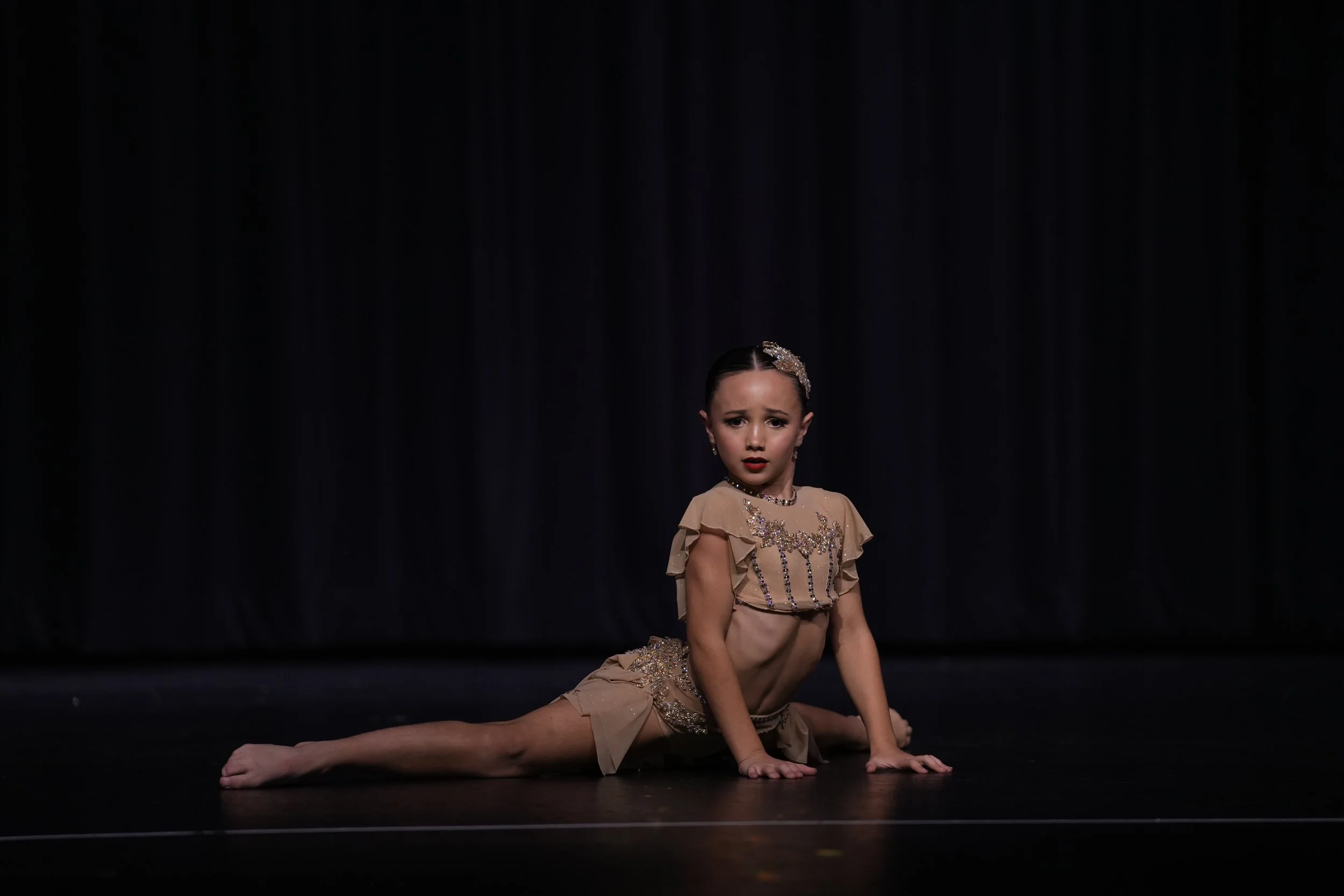 starbound-2025-solo-dance-performance-stage-lyrical.JPG