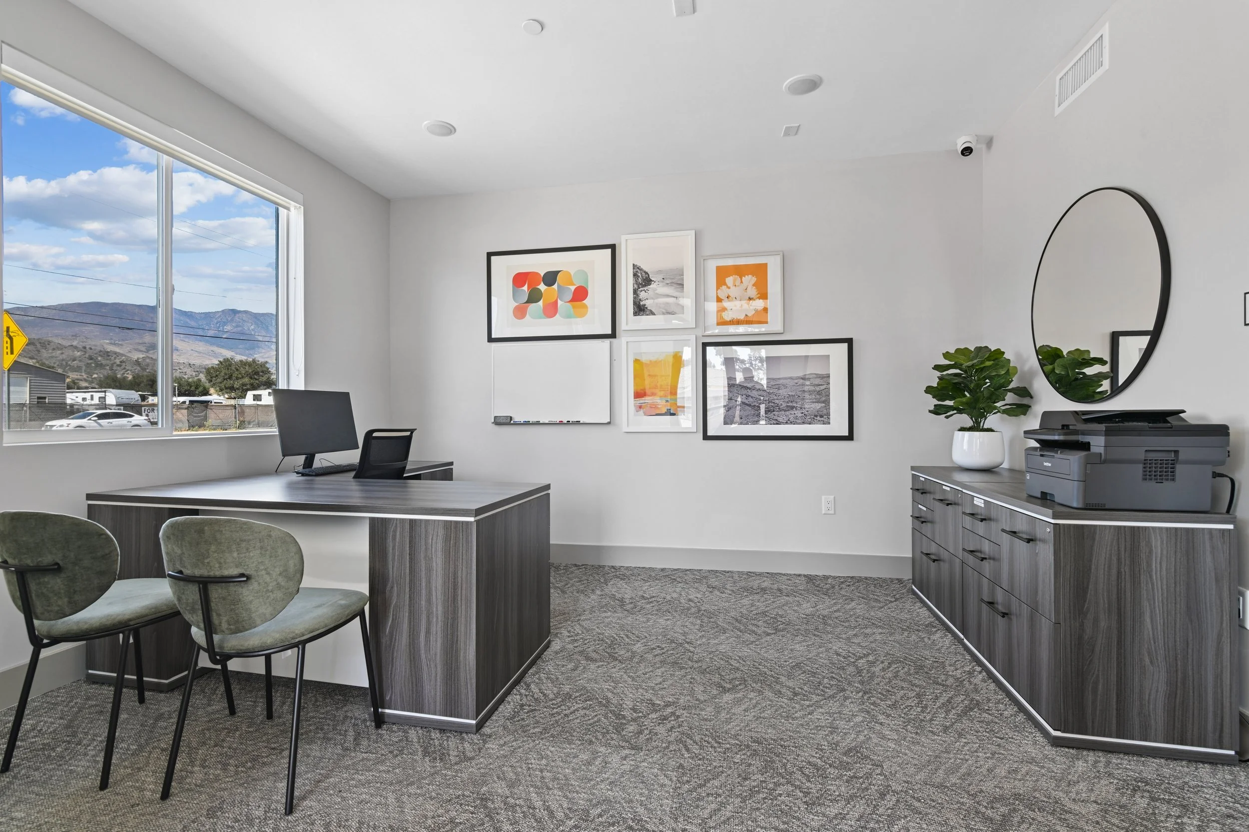 Leasing Office