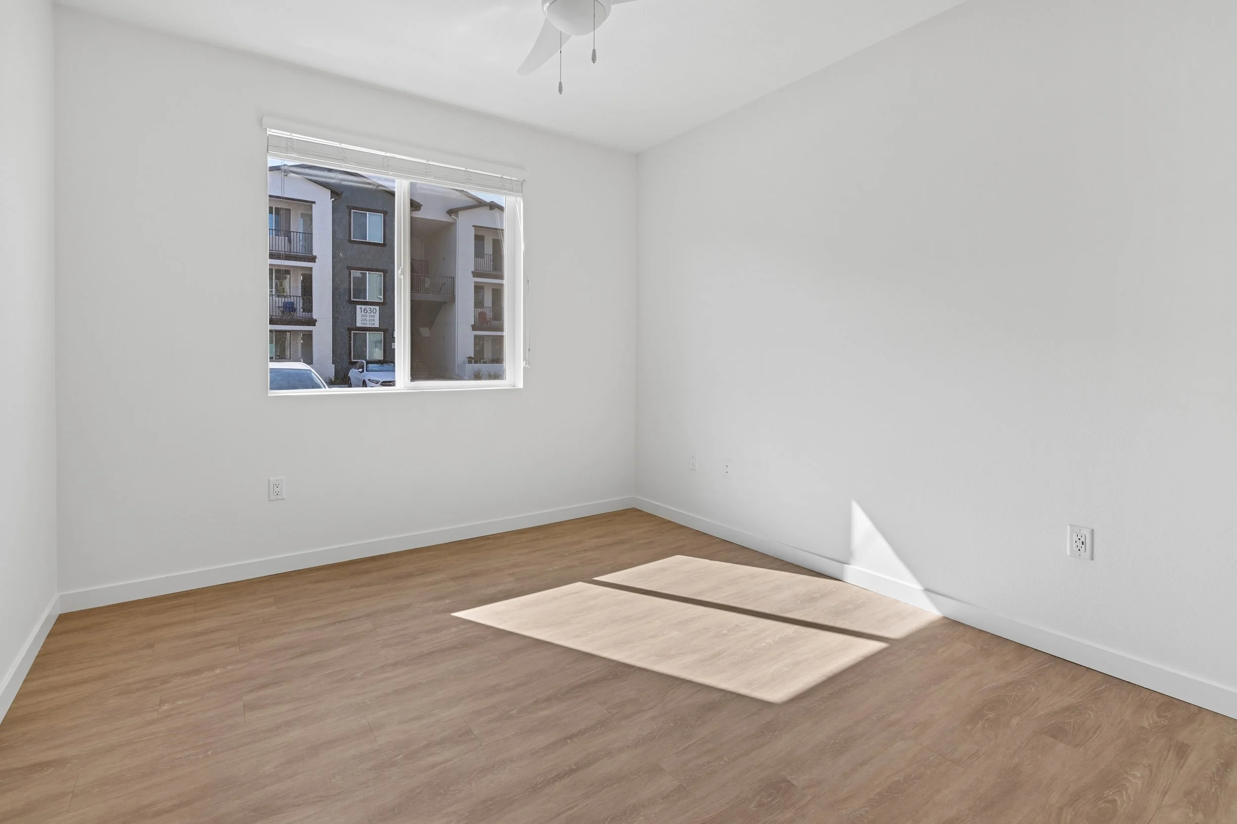 Light & Clean Interiors