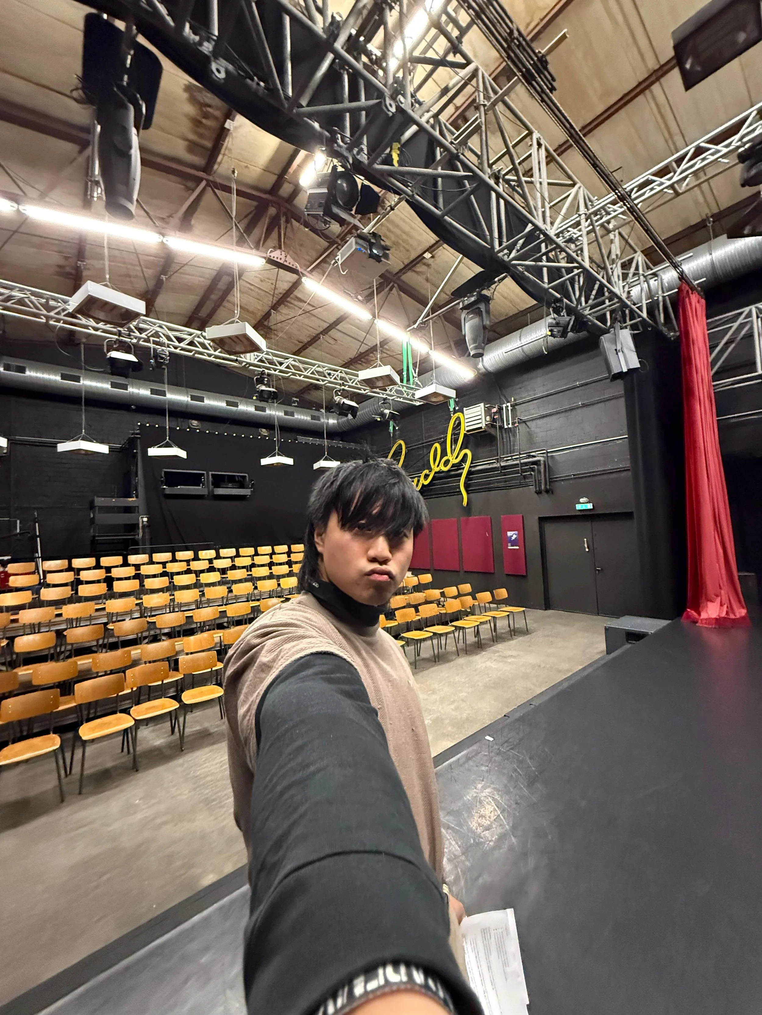 Tanzschule Moderator Larry Lian