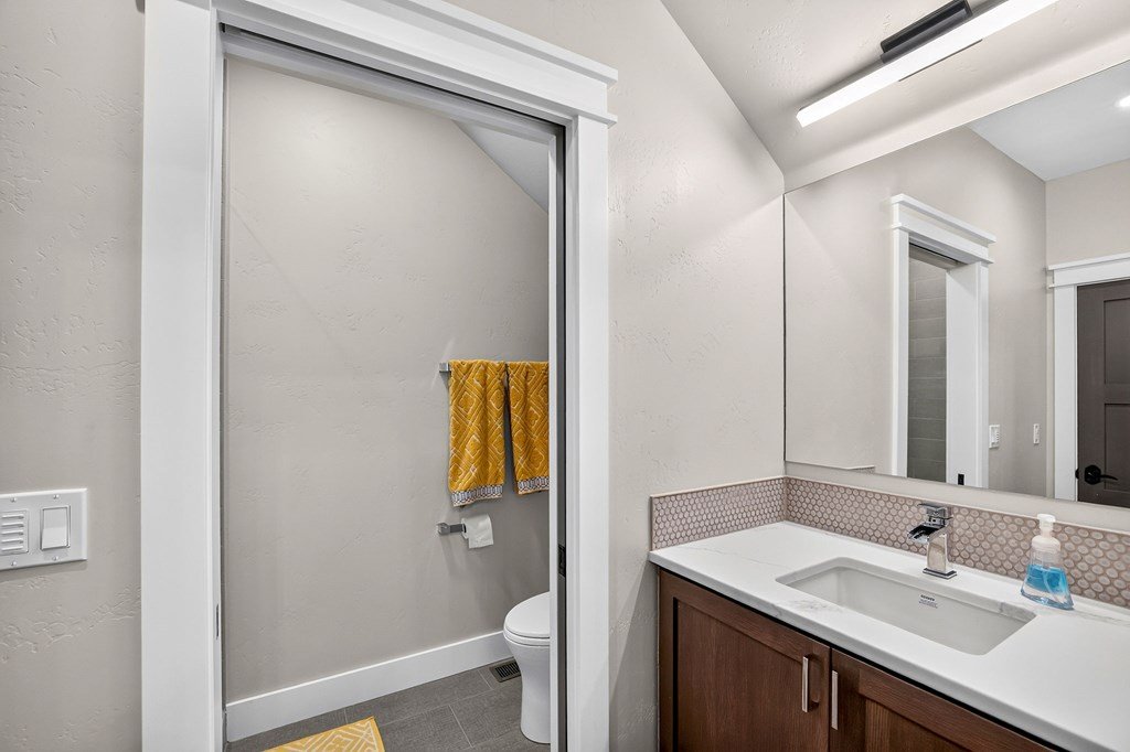Bath 2.jpg