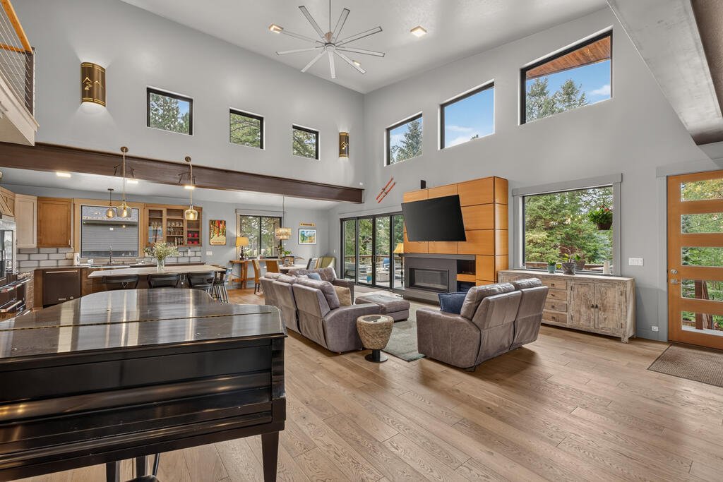 living room2.jpg