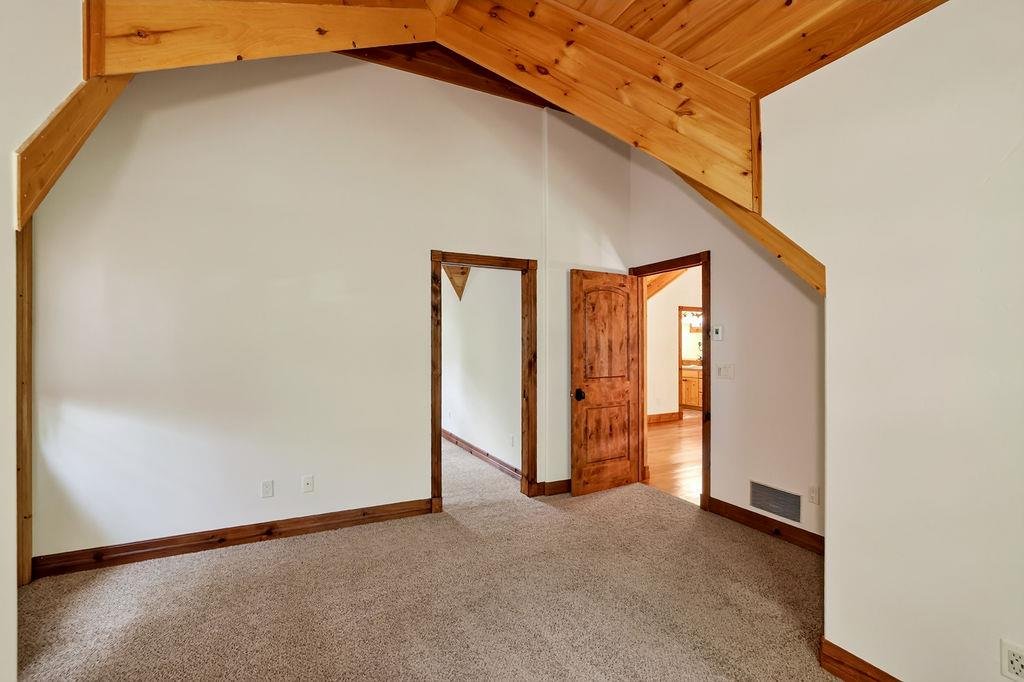 Bedroom1.jpg