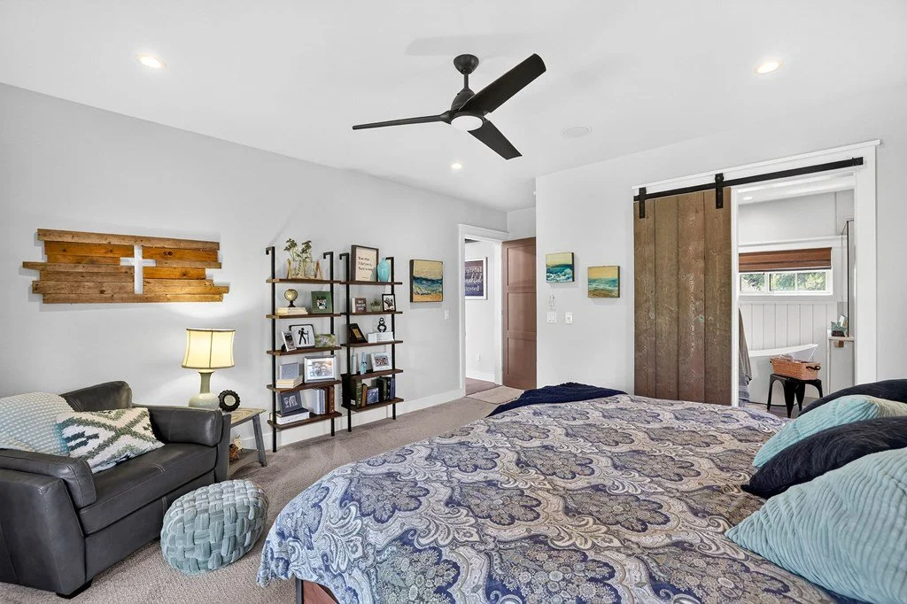 Master Bedroom 2.jpg