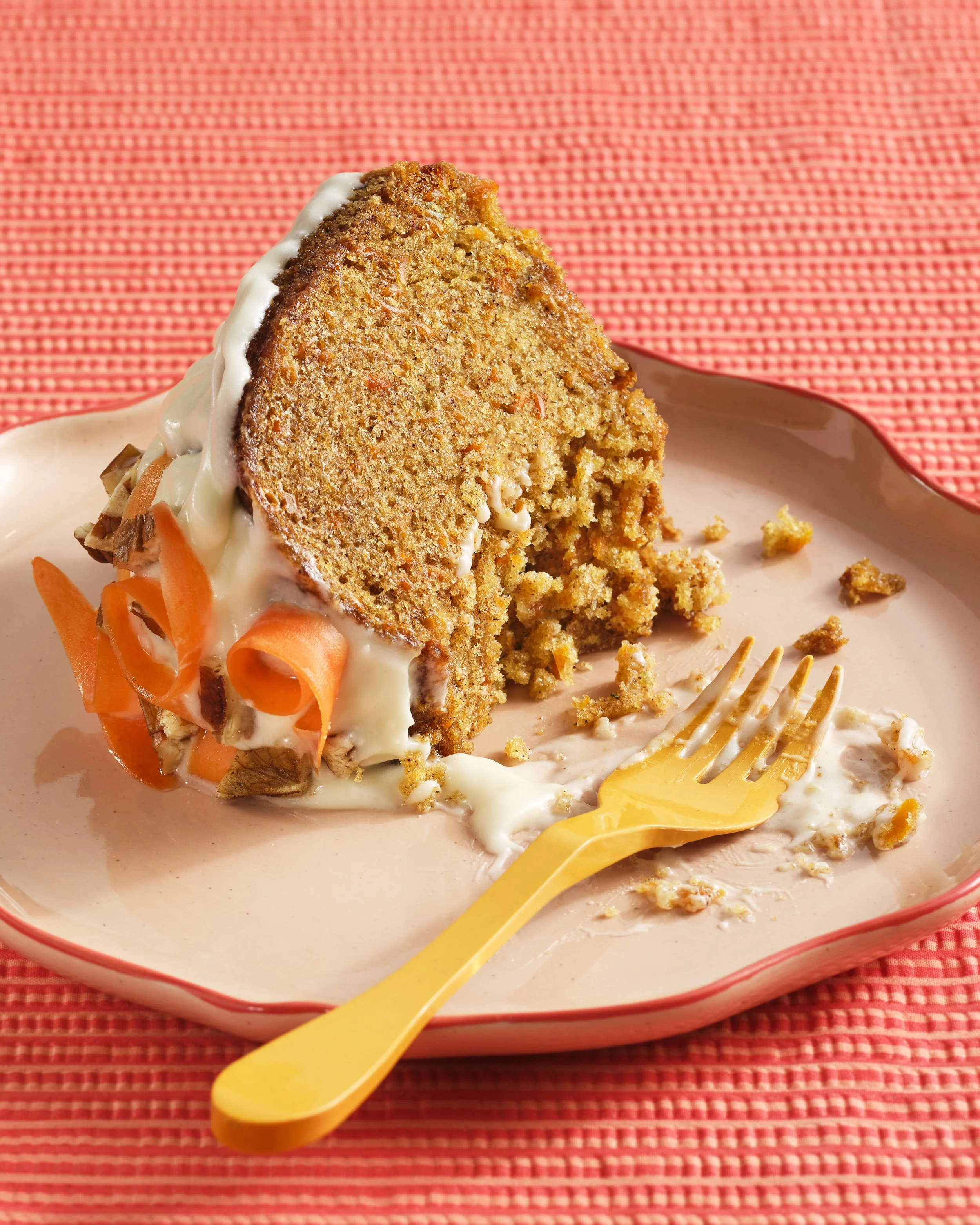 43rdStDiner_CarrotCakeSlice_July25_v2_4x5.jpg