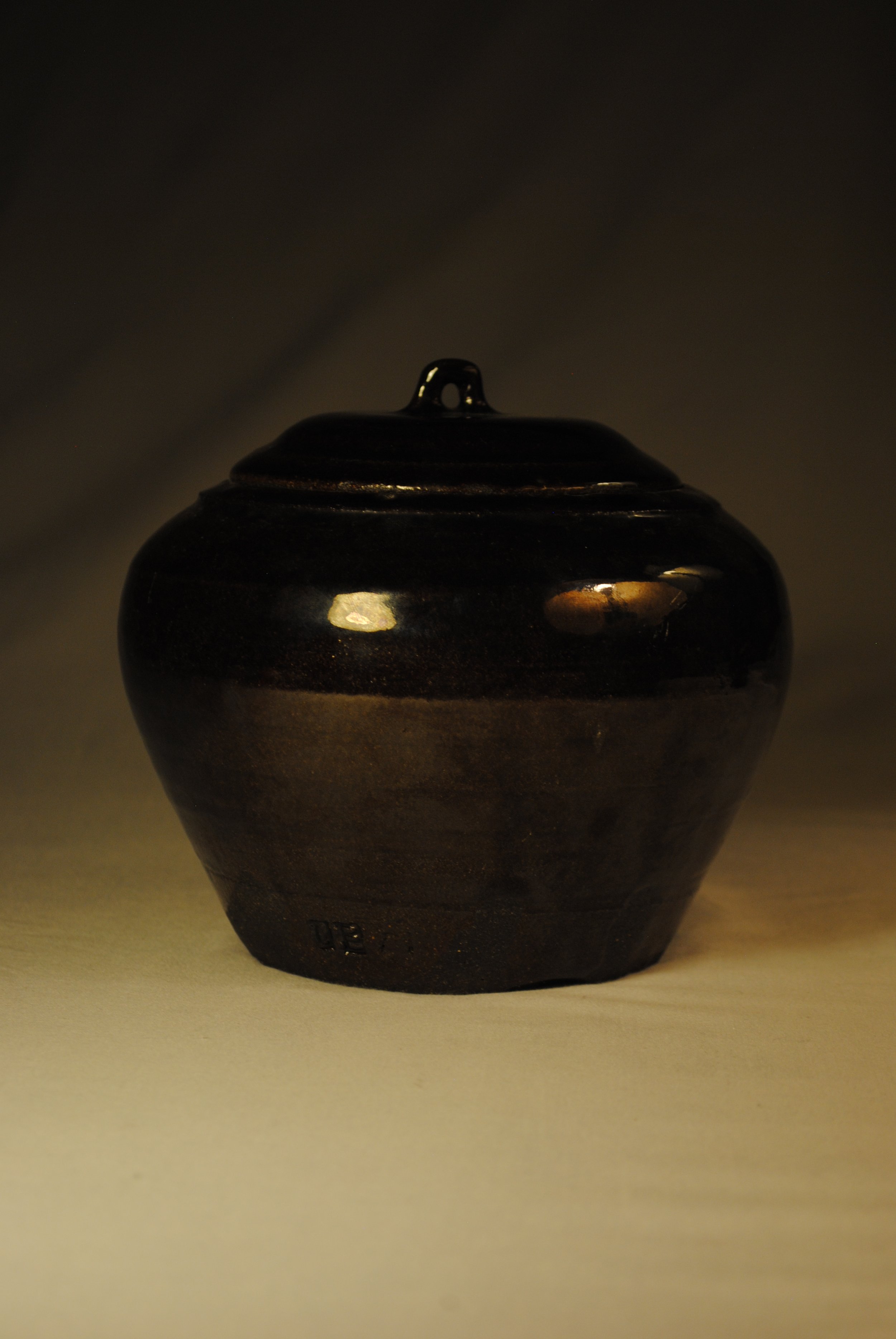 lidded jar