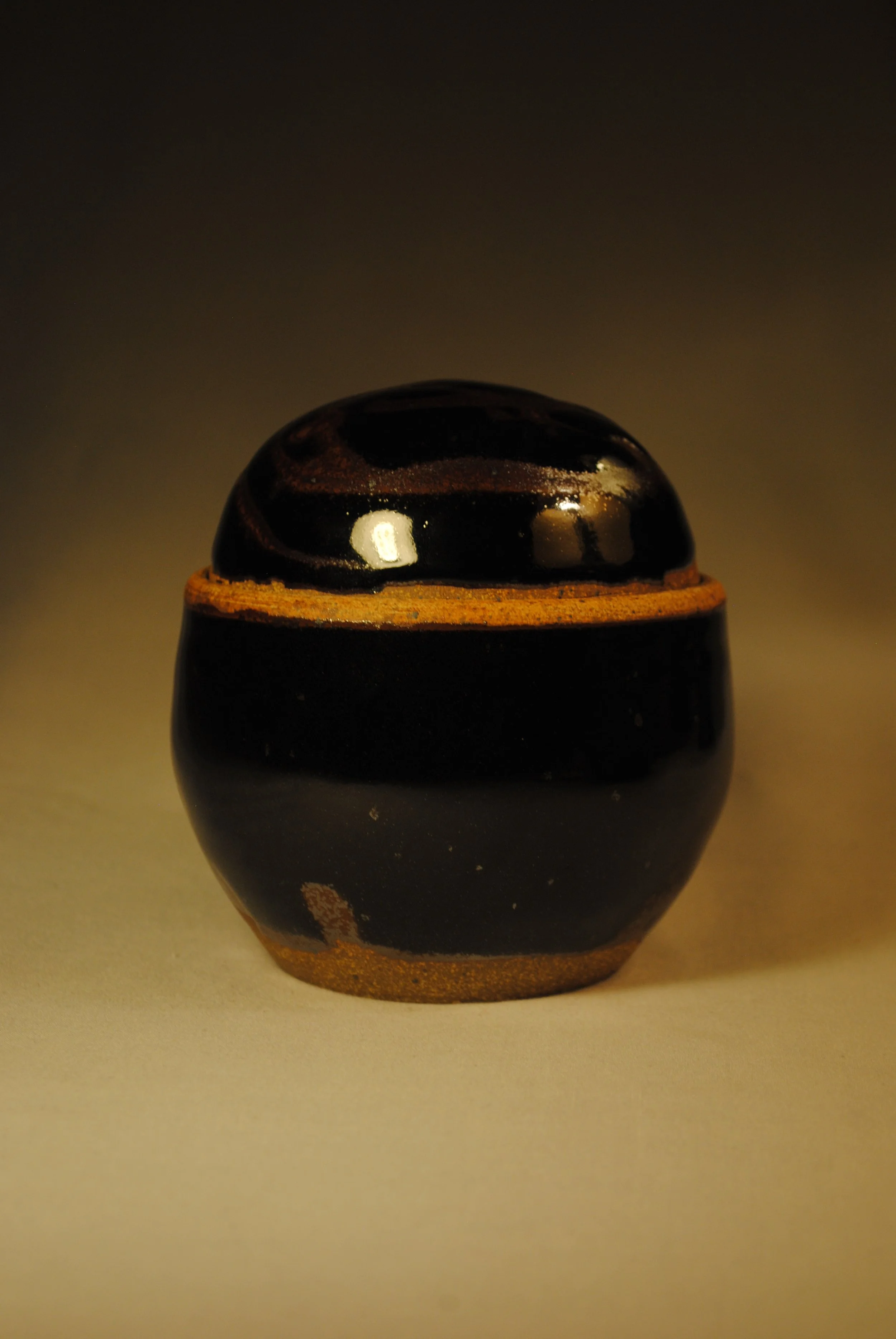 lidded jar